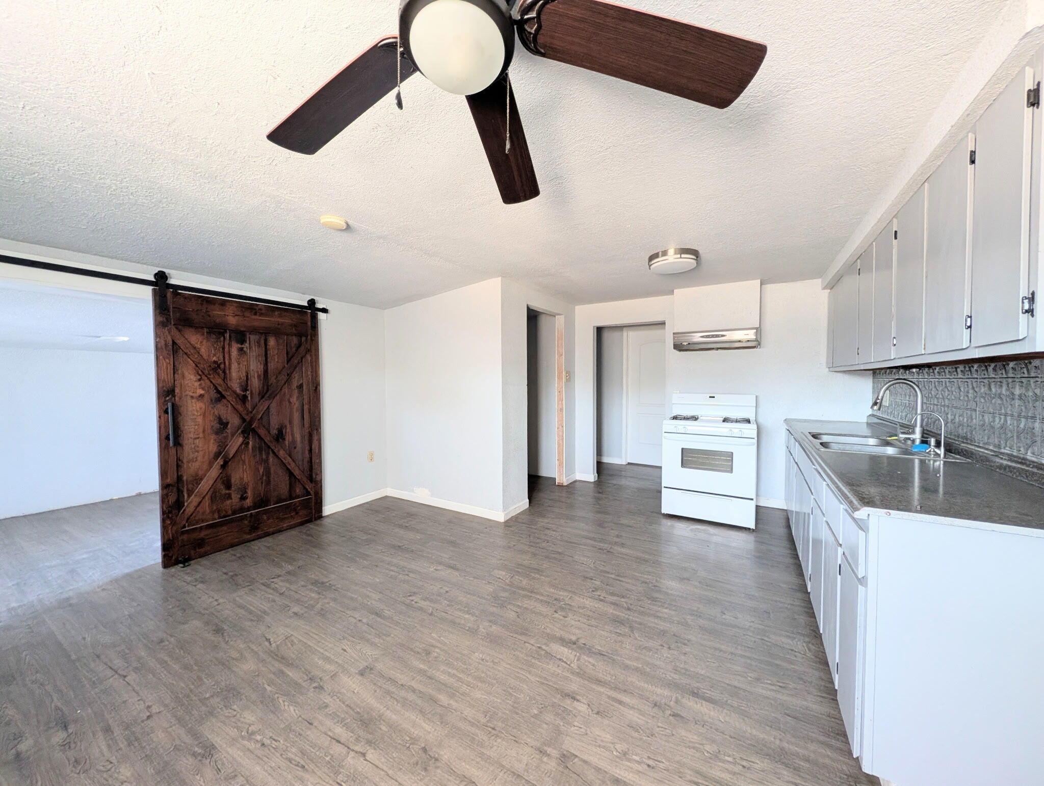 32750 Lincoln Rd, Visalia, CA 93291