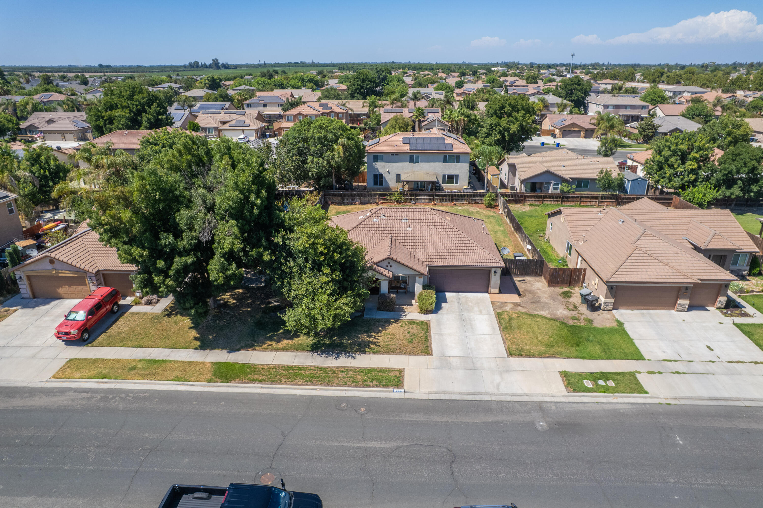 1386 W Chianti Way, Hanford, CA 93230