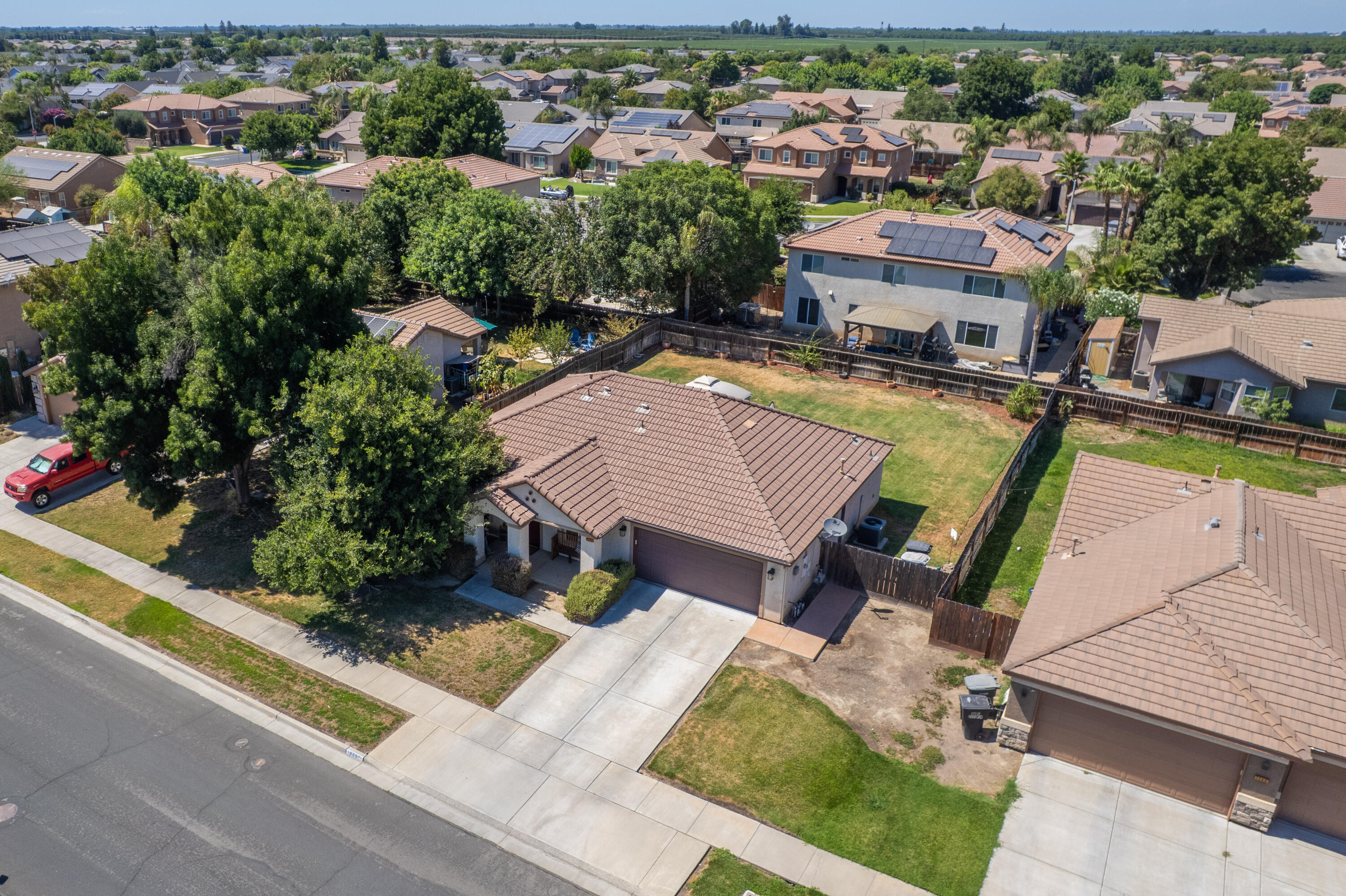 1386 W Chianti Way, Hanford, CA 93230