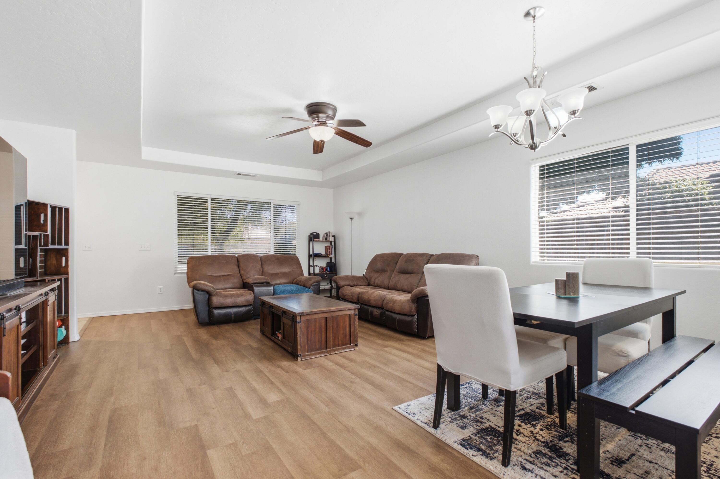 1386 W Chianti Way, Hanford, CA 93230