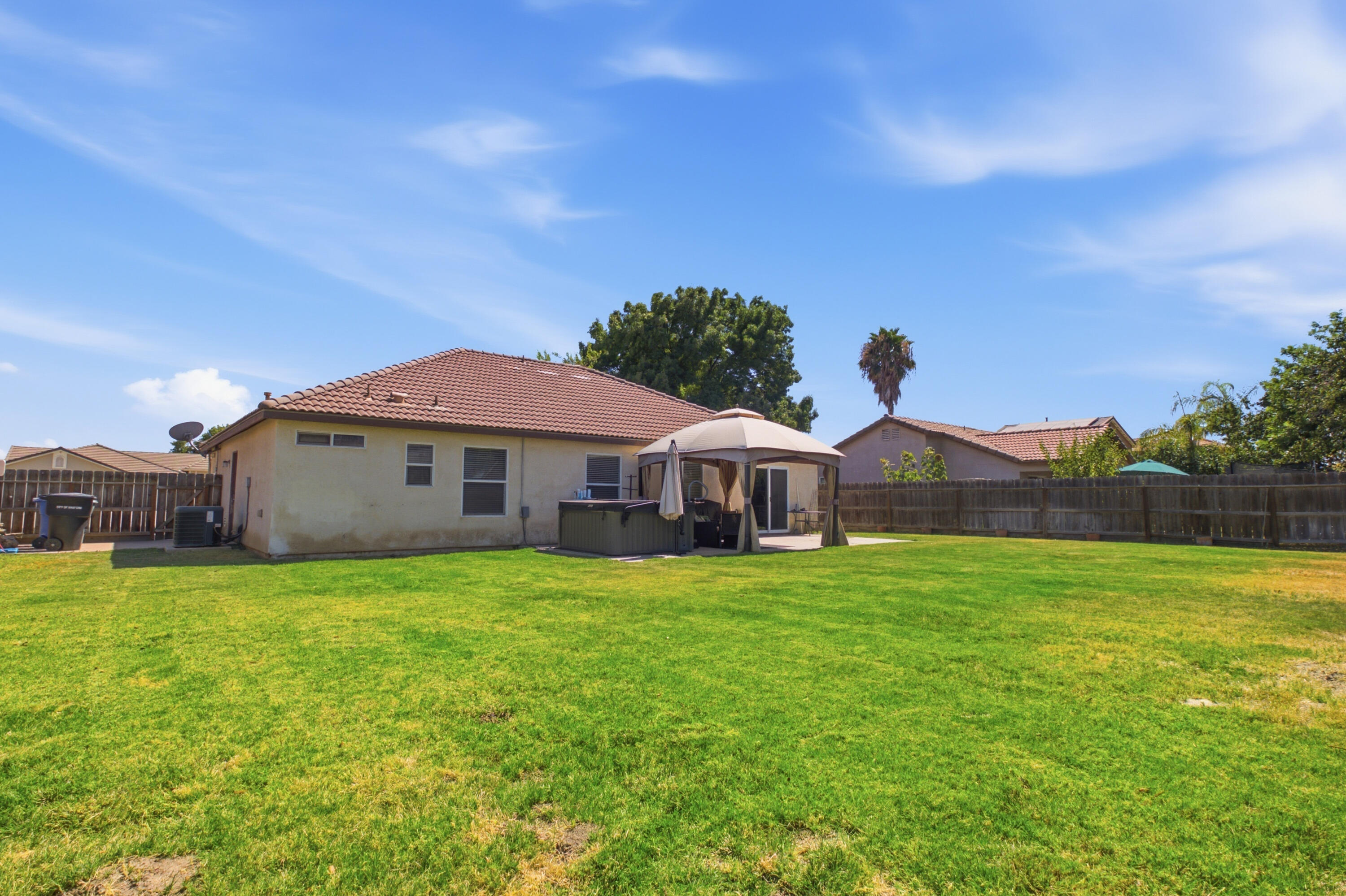 1386 W Chianti Way, Hanford, CA 93230