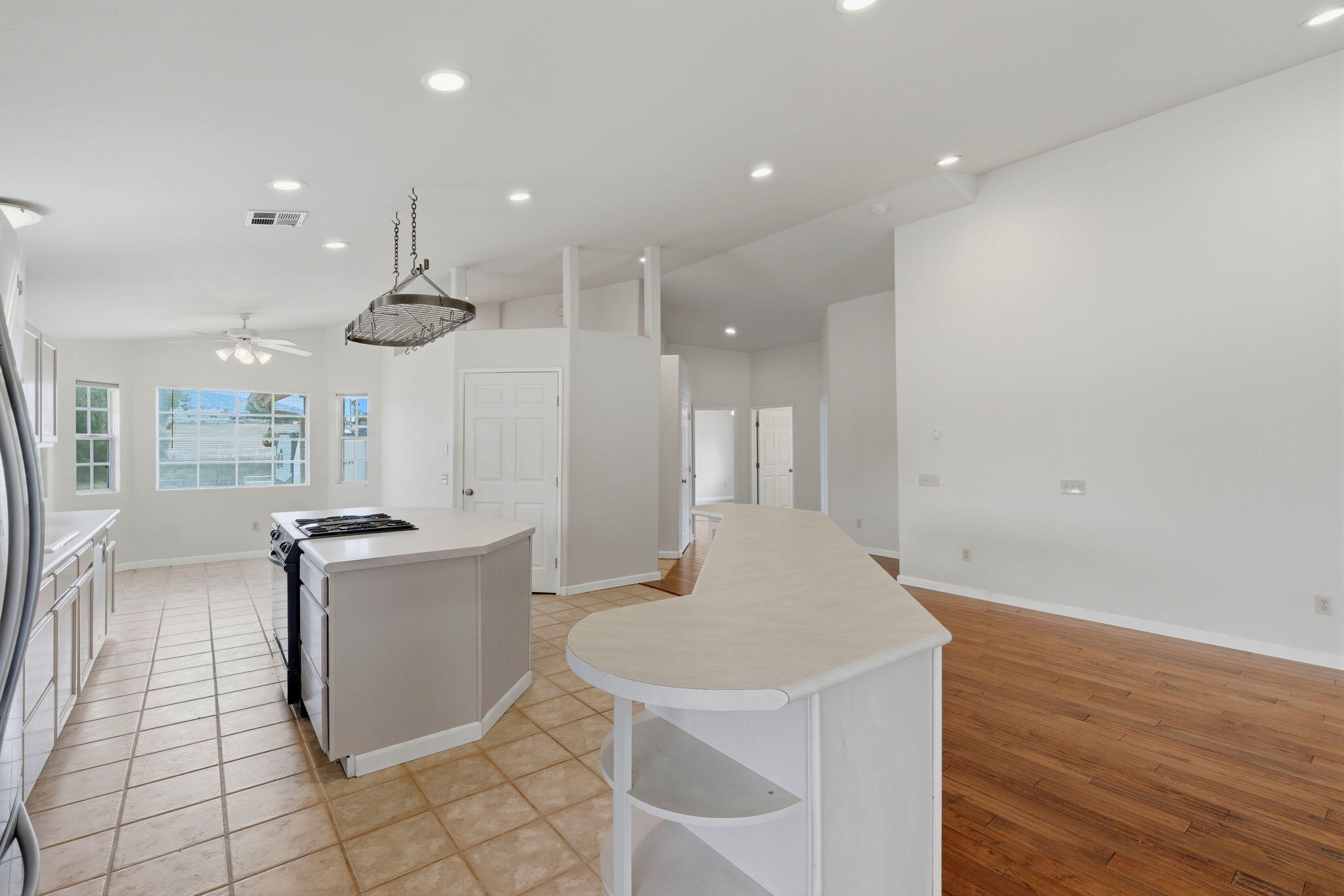 33485 Globe Dr, Springville, CA 93265