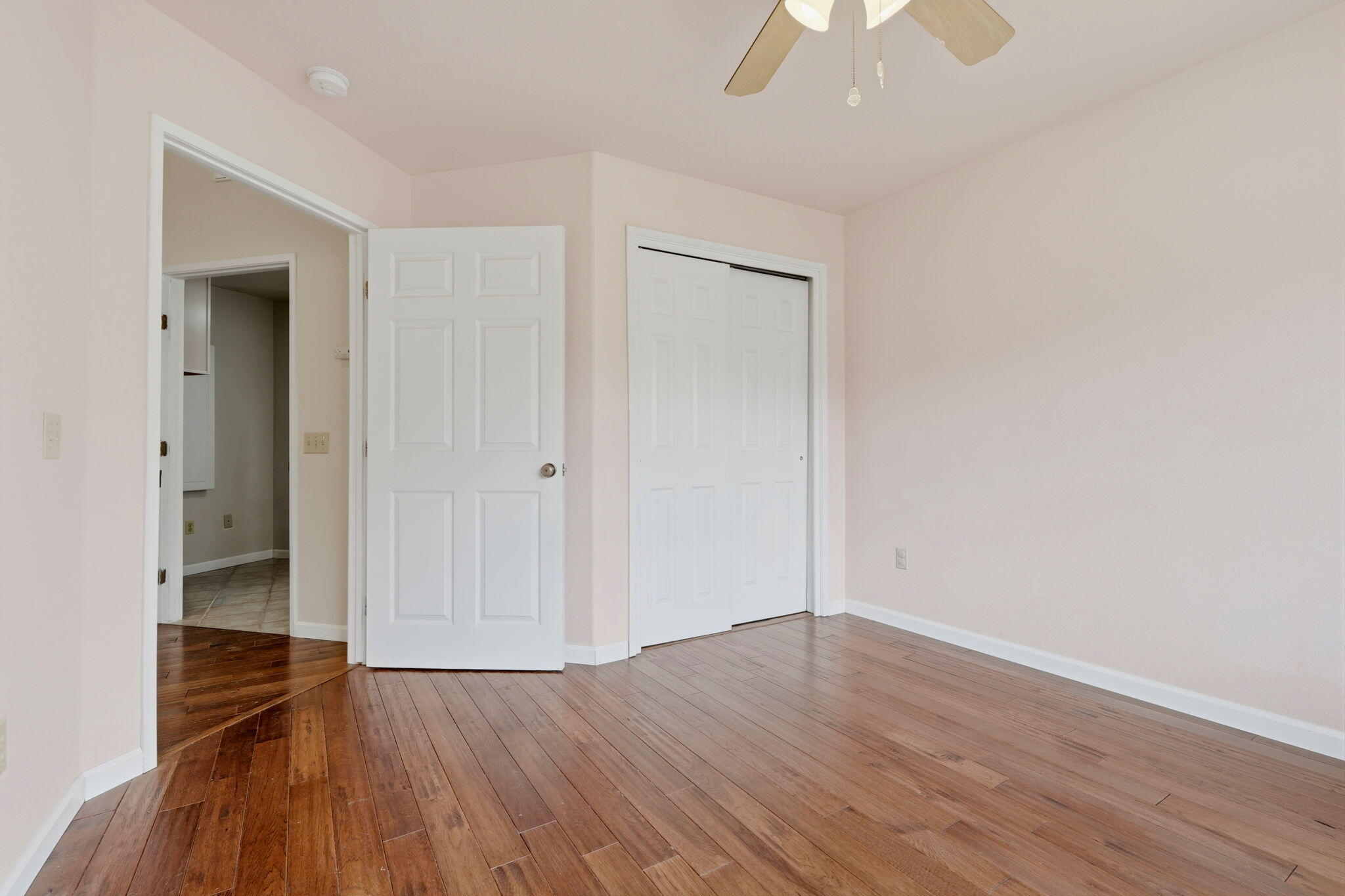 33485 Globe Dr, Springville, CA 93265
