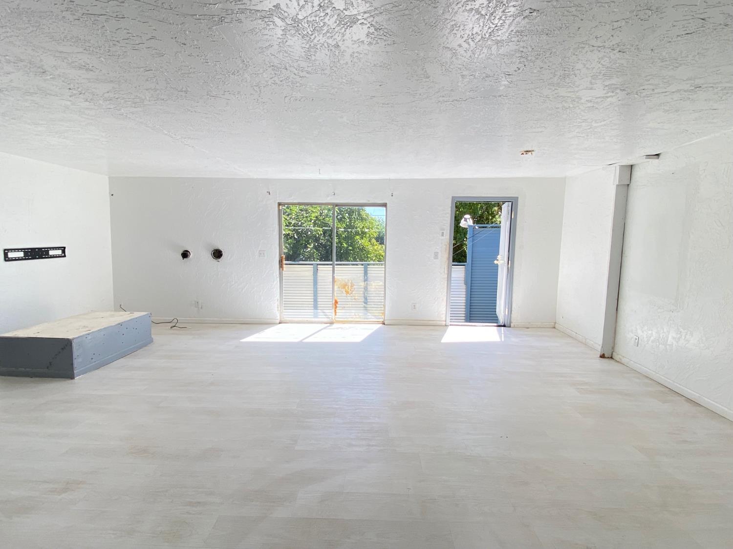 1264 N Pecan Ave, Reedley, CA 93654
