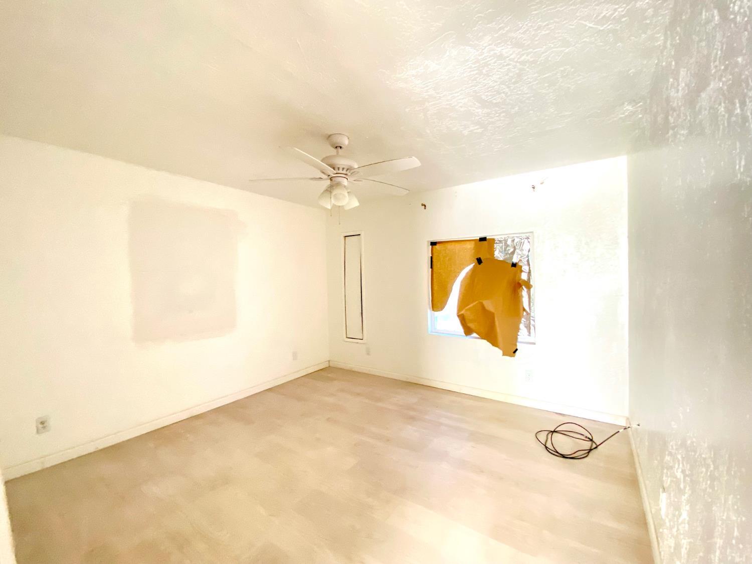 1264 N Pecan Ave, Reedley, CA 93654