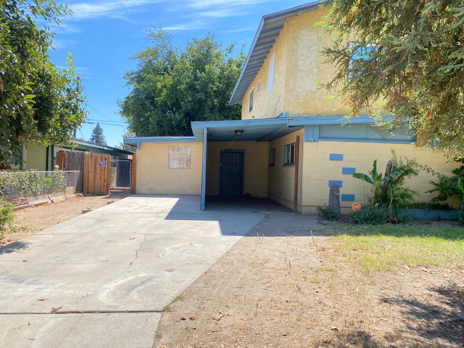 1264 N Pecan Ave, Reedley, CA 93654