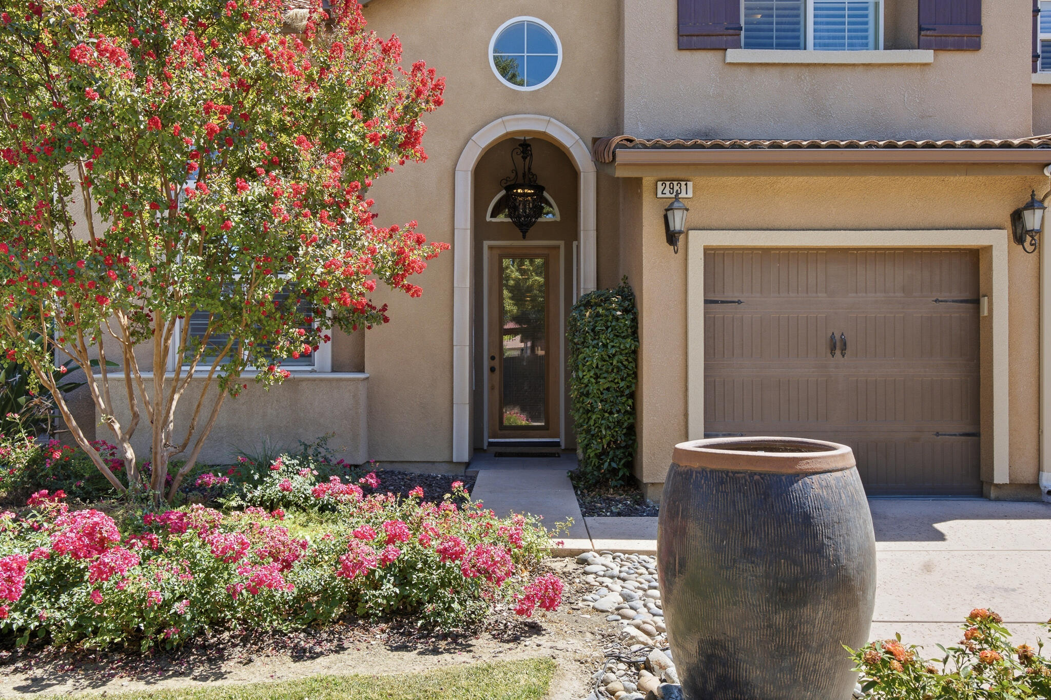 2931 W Cecil Ave, Visalia, CA 93291