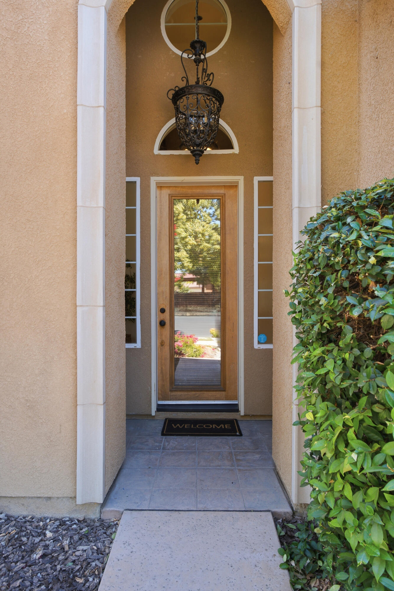 2931 W Cecil Ave, Visalia, CA 93291