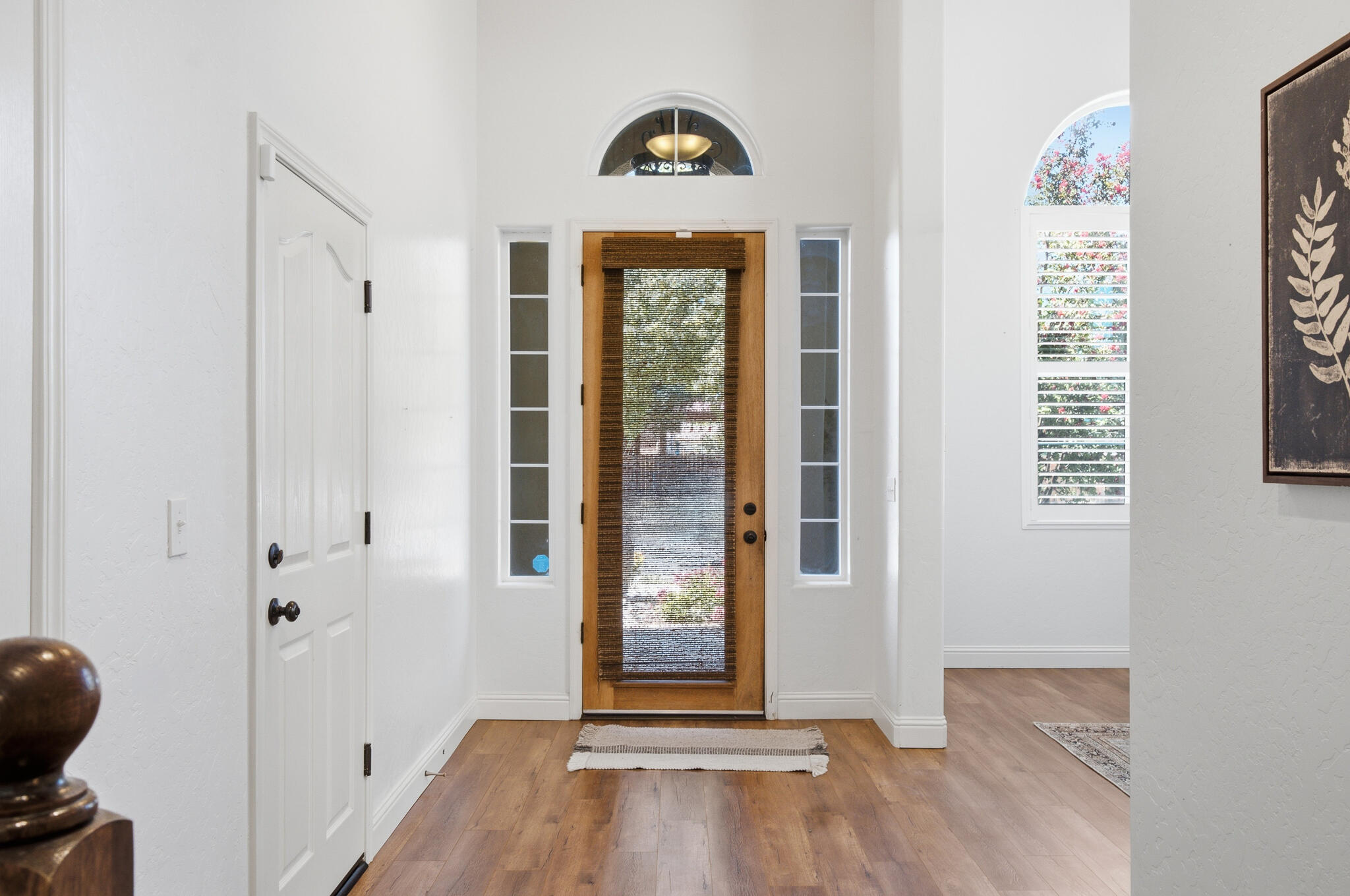 2931 W Cecil Ave, Visalia, CA 93291
