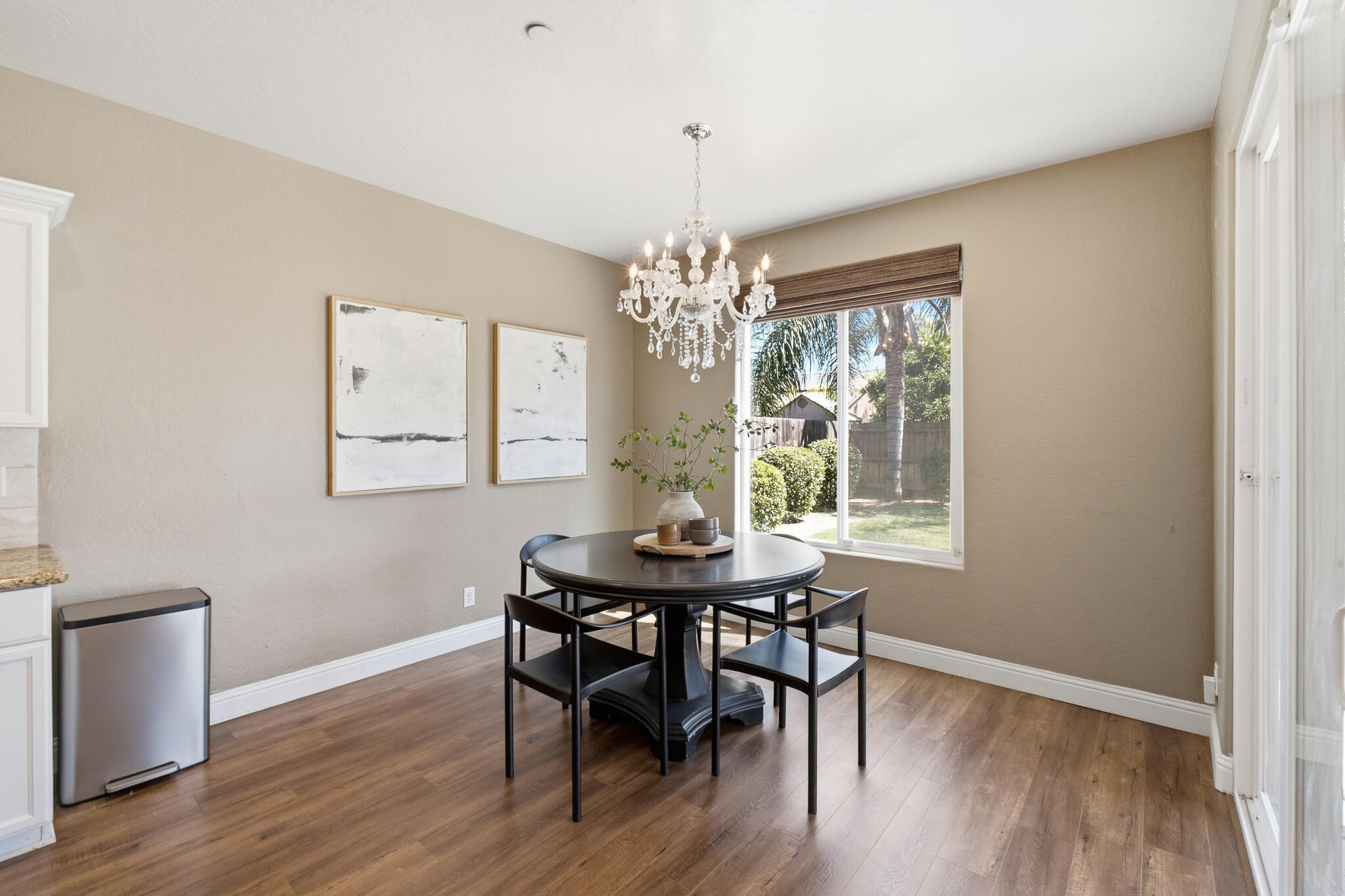 2931 W Cecil Ave, Visalia, CA 93291