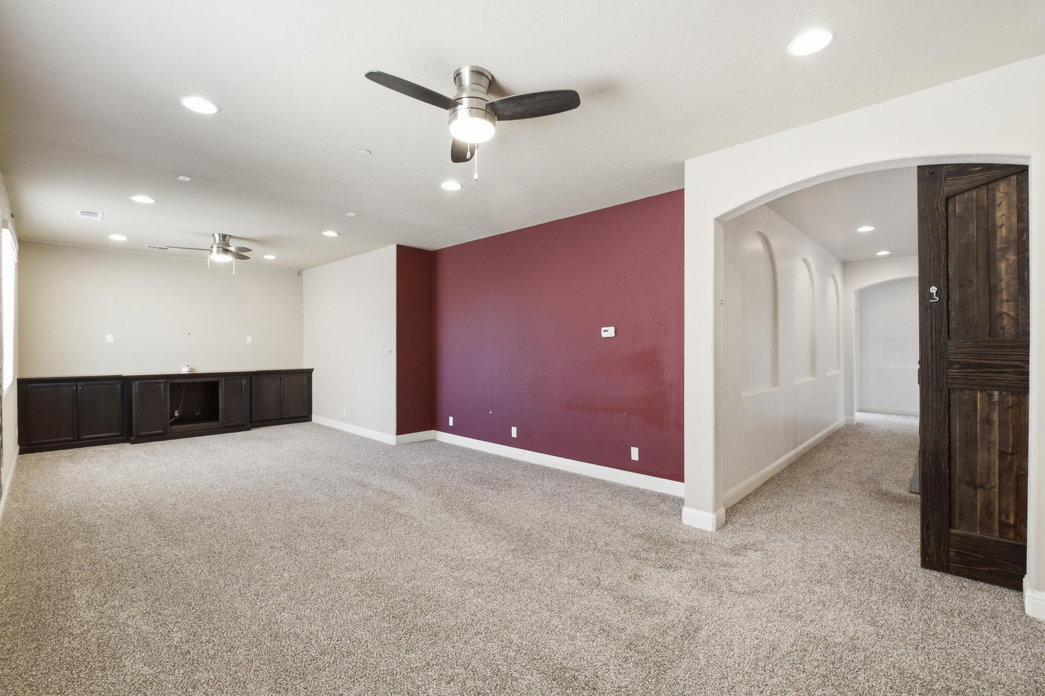 2931 W Cecil Ave, Visalia, CA 93291