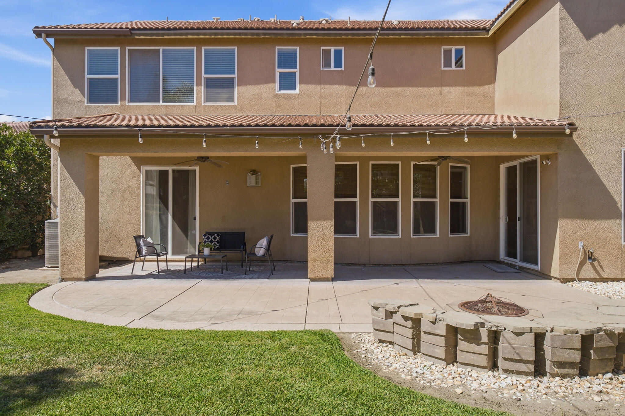 2931 W Cecil Ave, Visalia, CA 93291