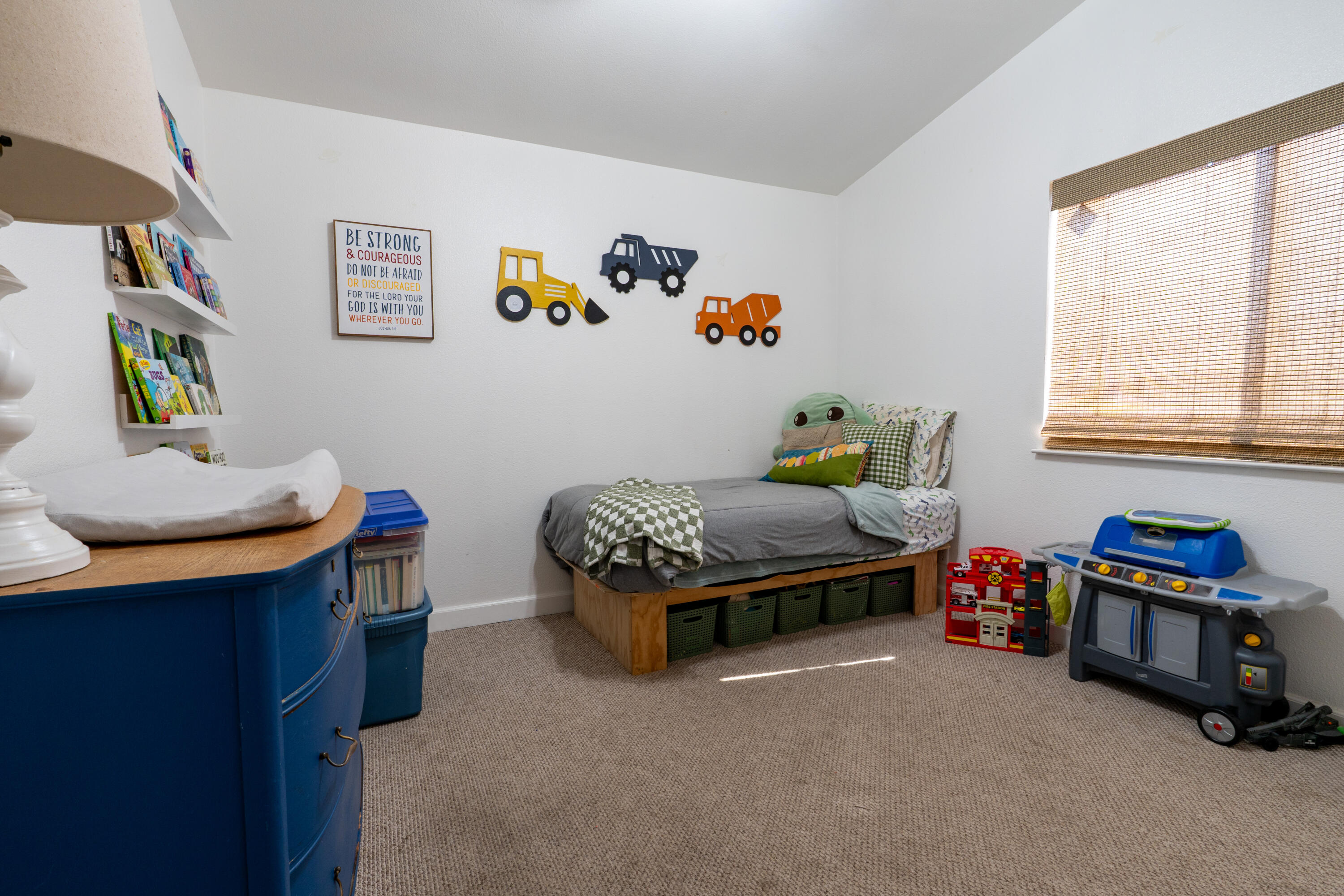 191 Orange St, Kingsburg, CA 93631