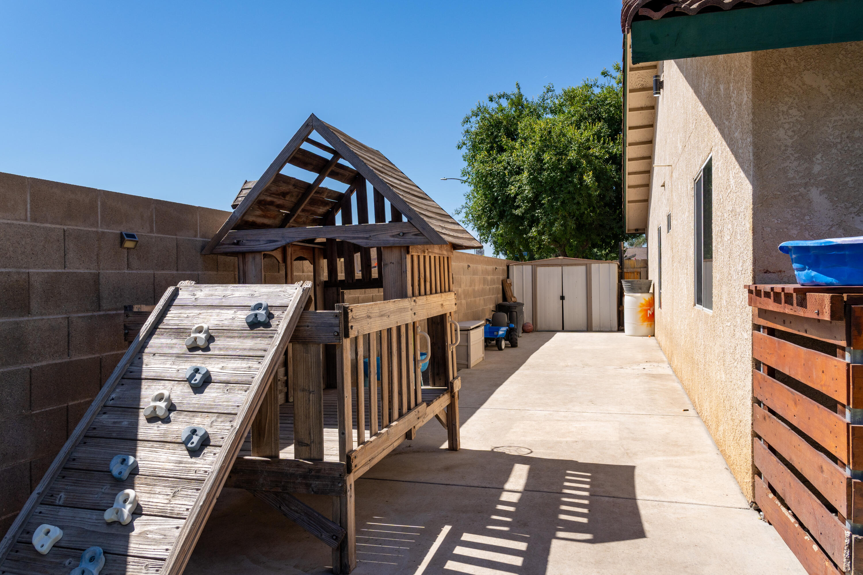 191 Orange St, Kingsburg, CA 93631