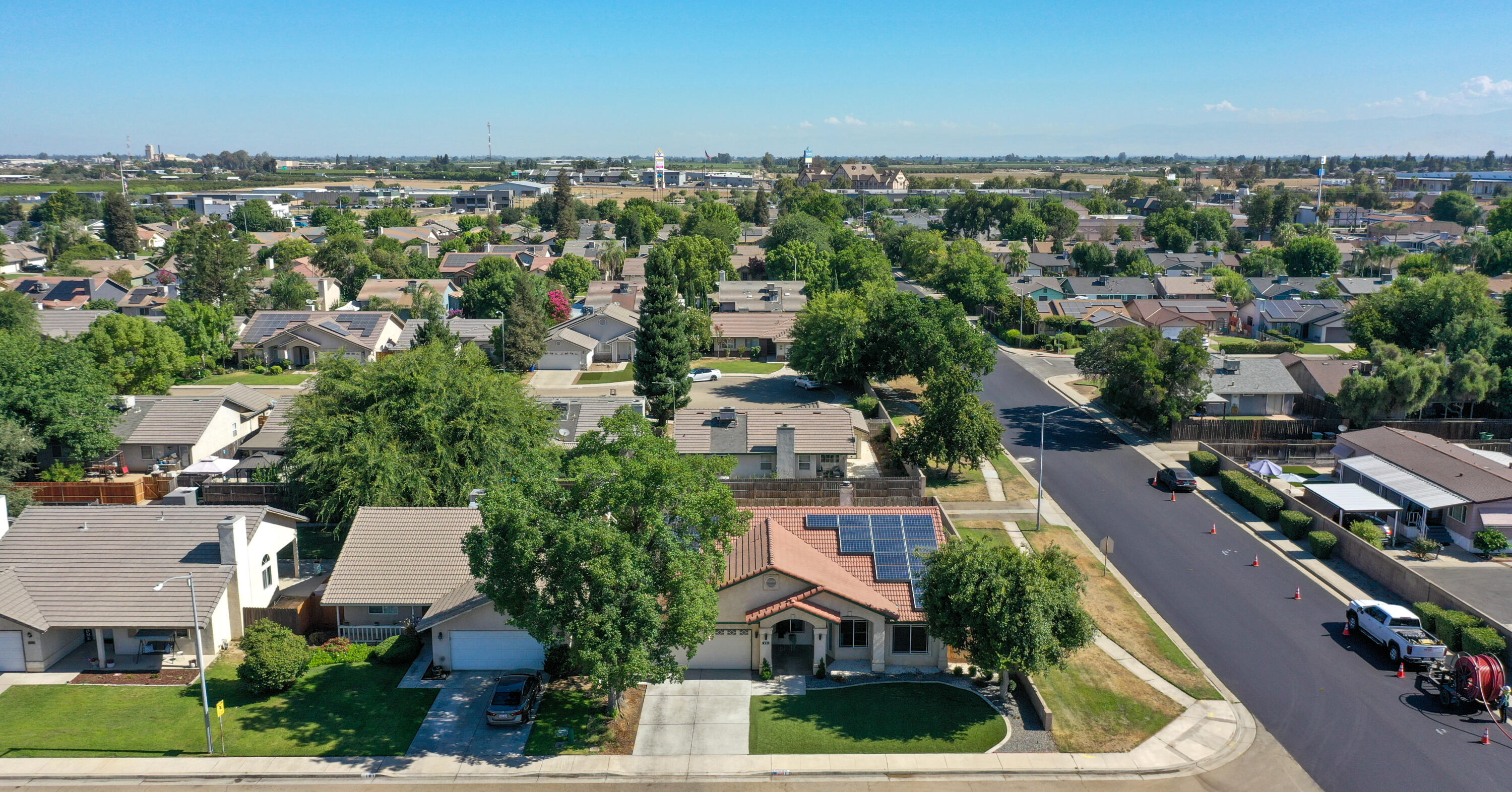 191 Orange St, Kingsburg, CA 93631