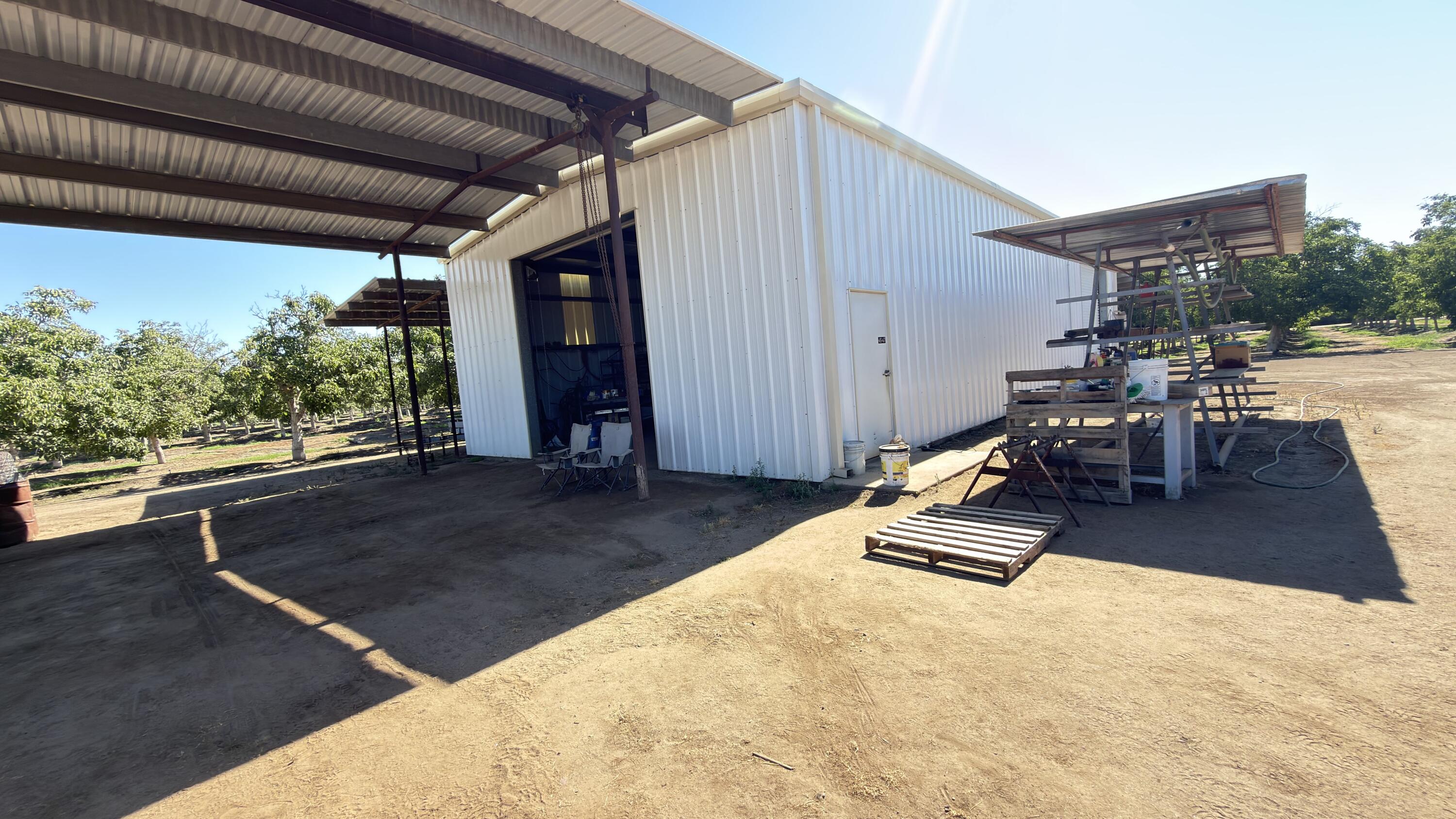 24246 Rd 168, Tulare, CA 93274
