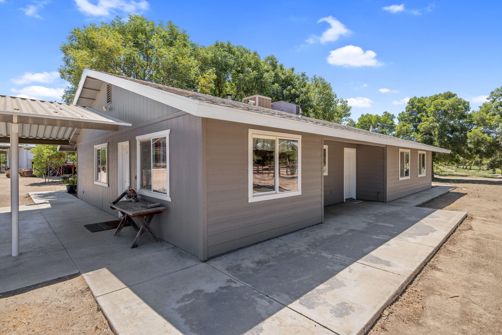 24246 Rd 168, Tulare, CA 93274