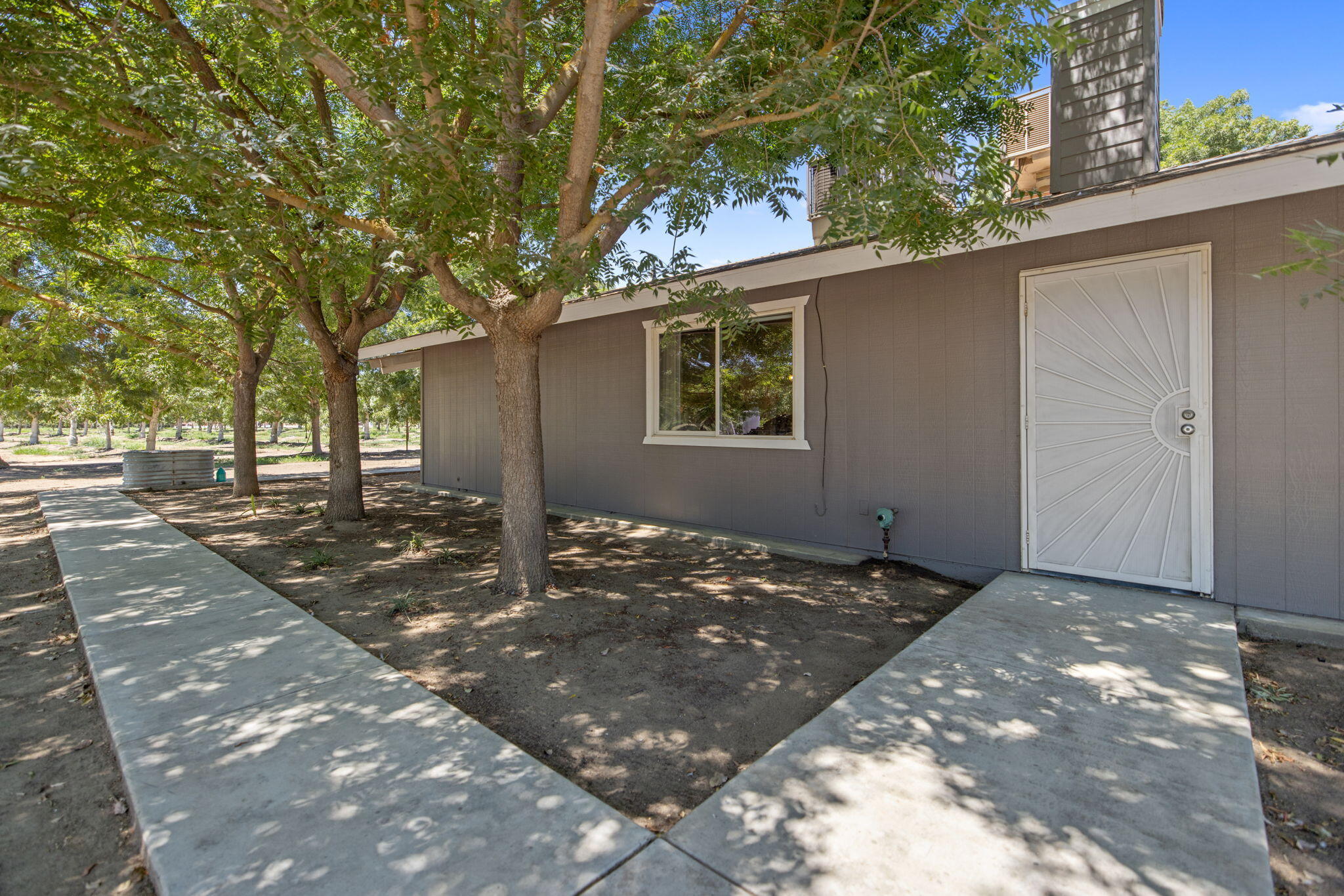24246 Rd 168, Tulare, CA 93274
