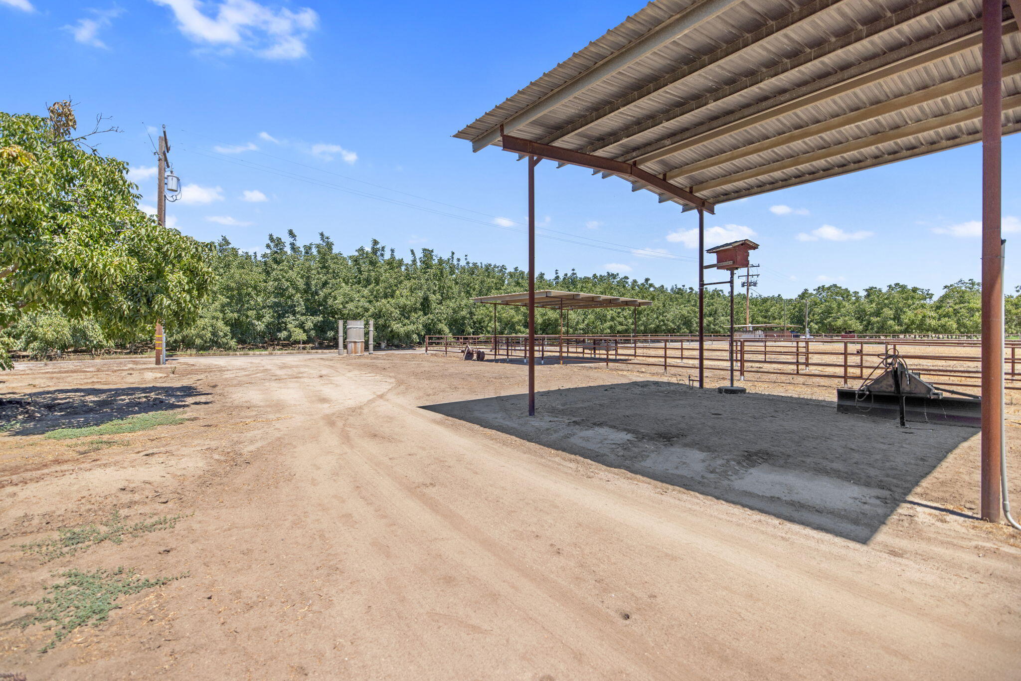 24246 Rd 168, Tulare, CA 93274
