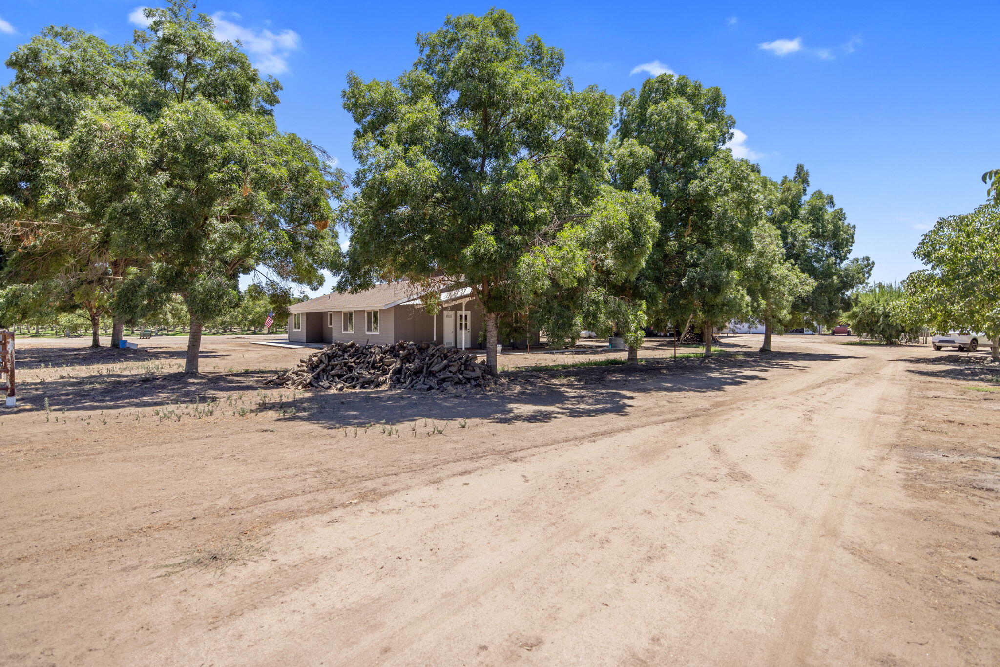 24246 Rd 168, Tulare, CA 93274