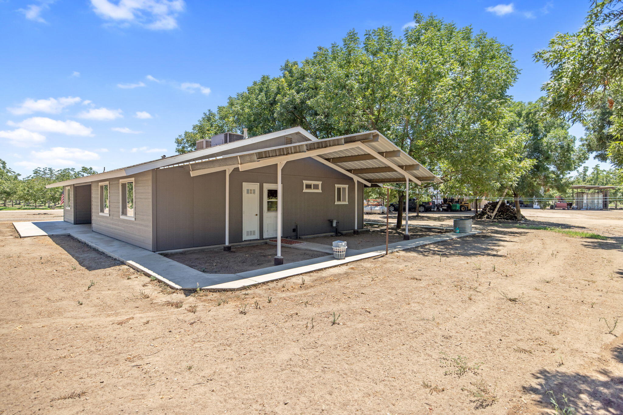 24246 Rd 168, Tulare, CA 93274