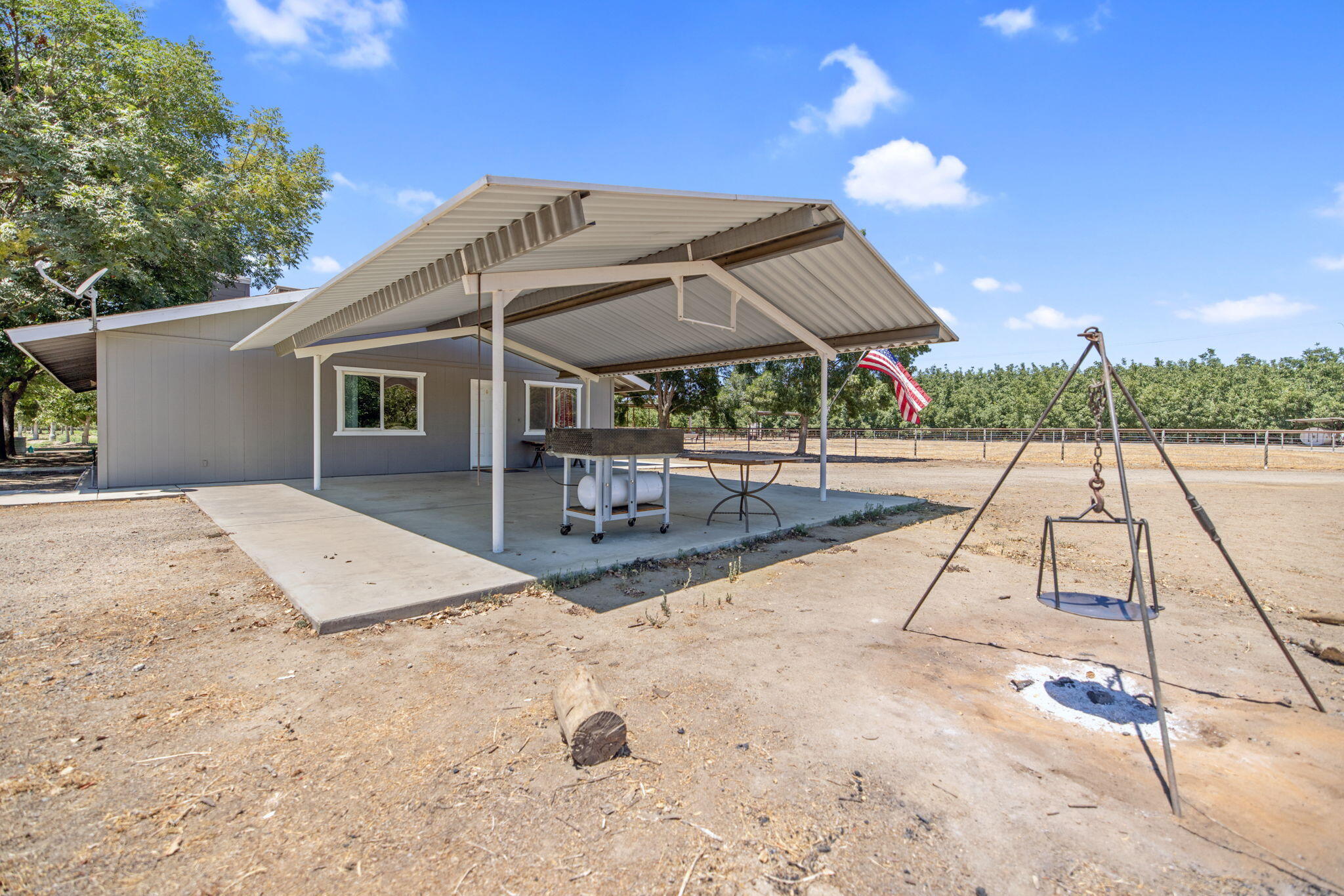 24246 Rd 168, Tulare, CA 93274
