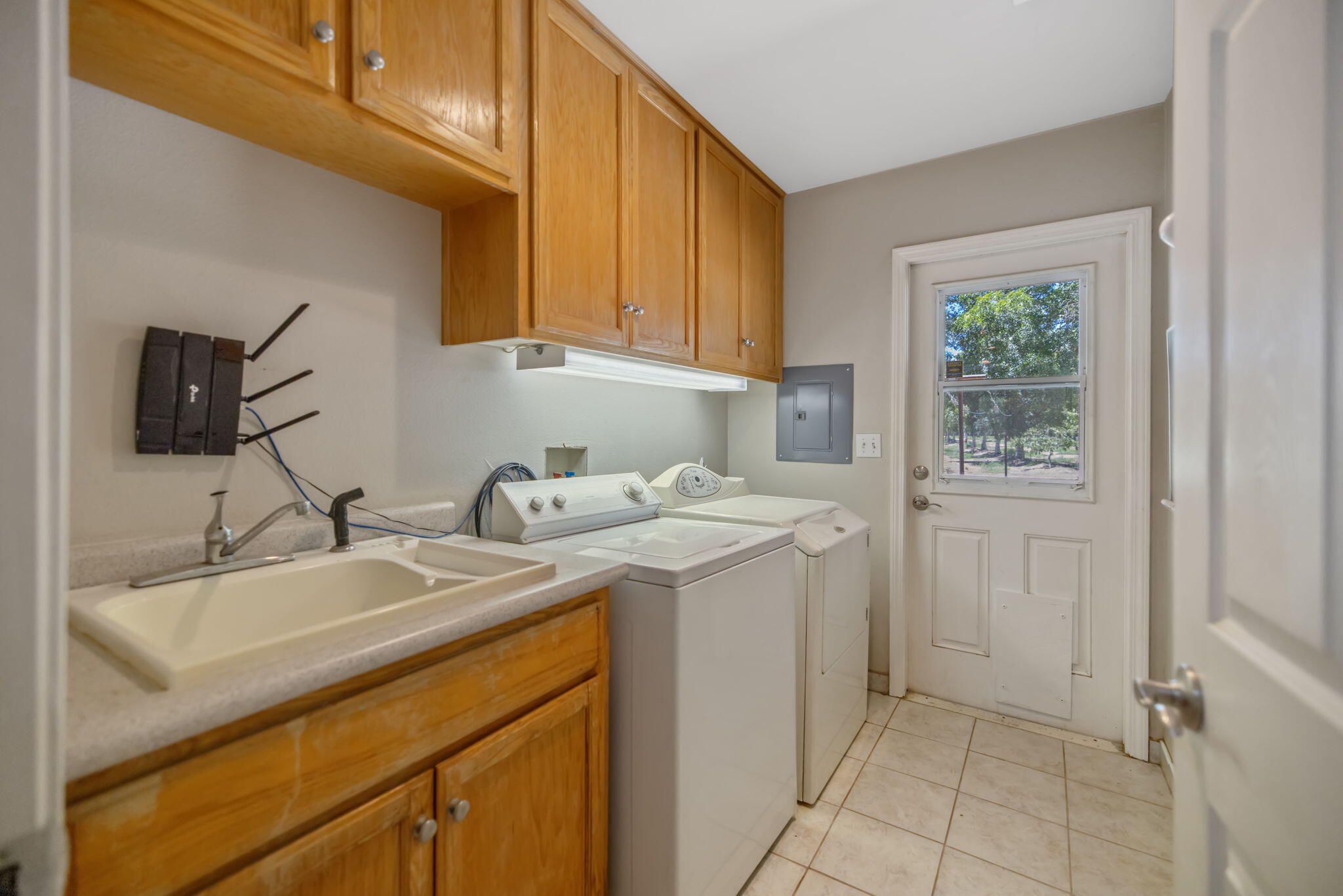 24246 Rd 168, Tulare, CA 93274