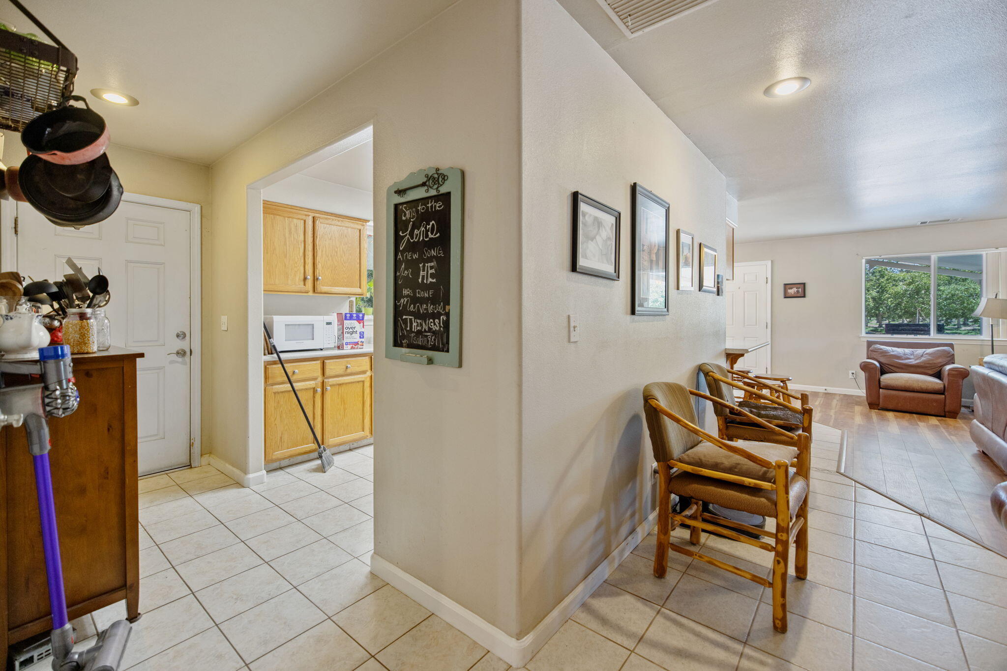 24246 Rd 168, Tulare, CA 93274