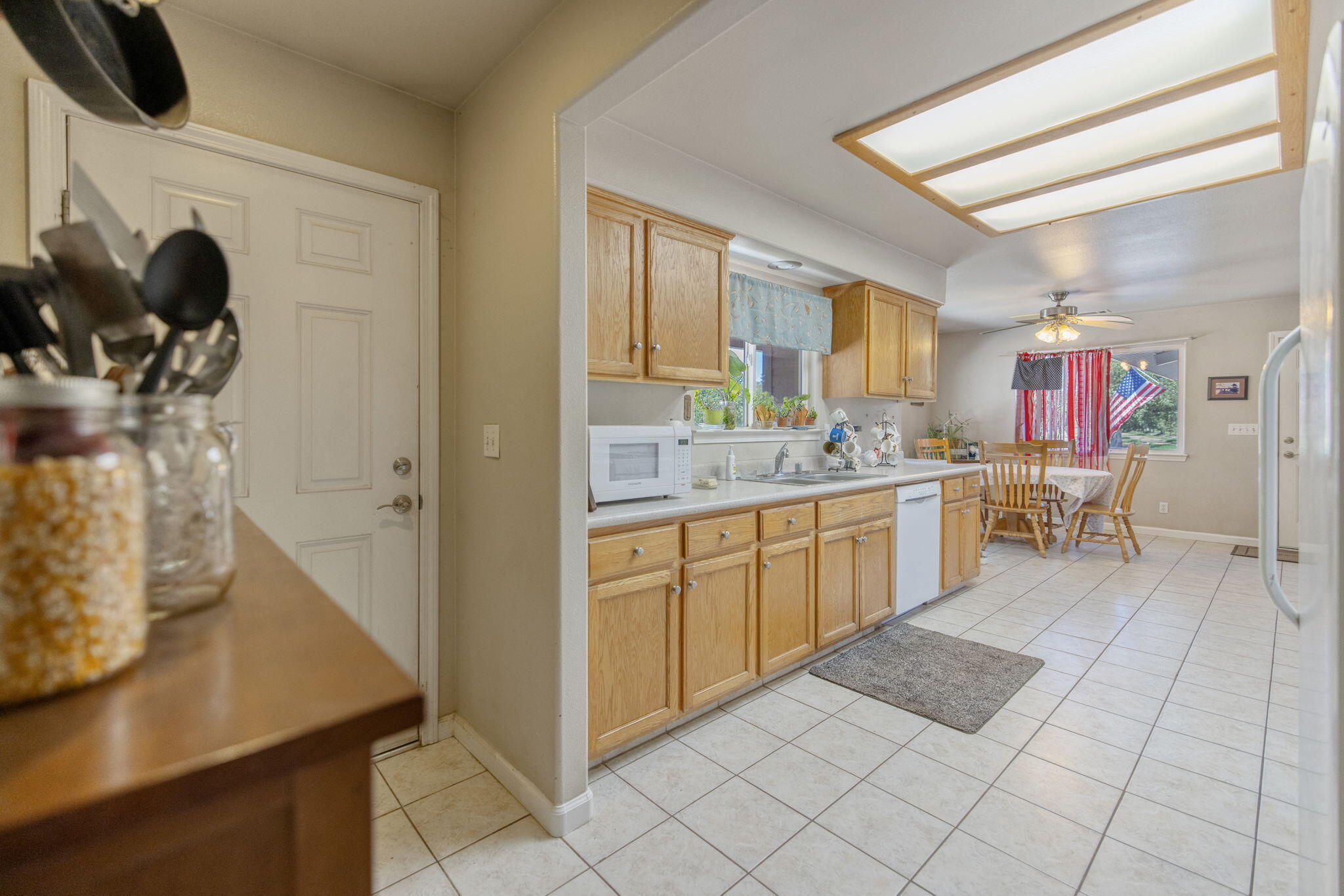 24246 Rd 168, Tulare, CA 93274