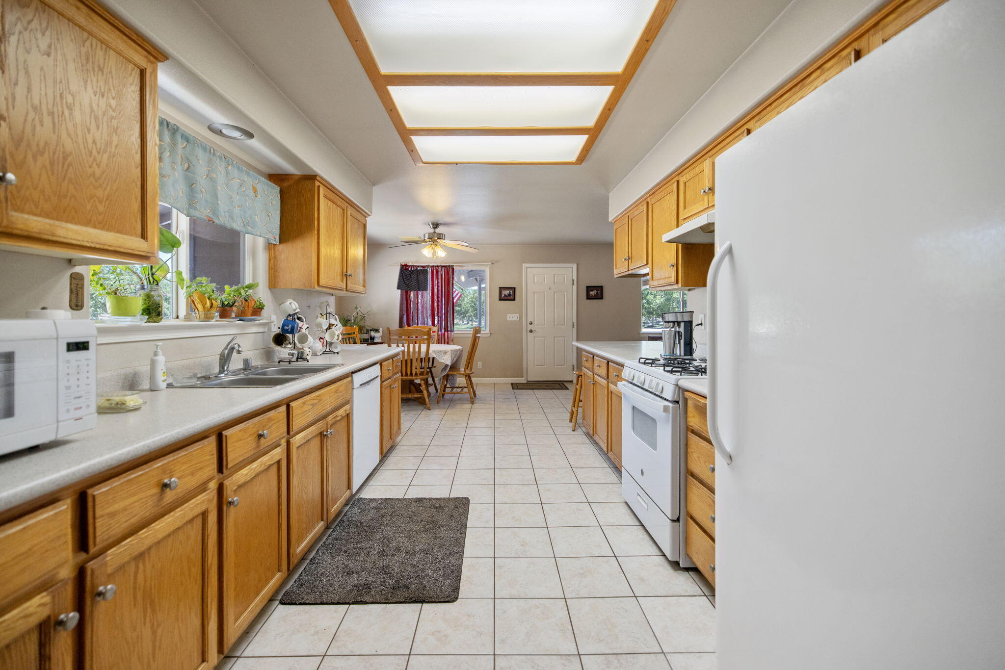24246 Rd 168, Tulare, CA 93274