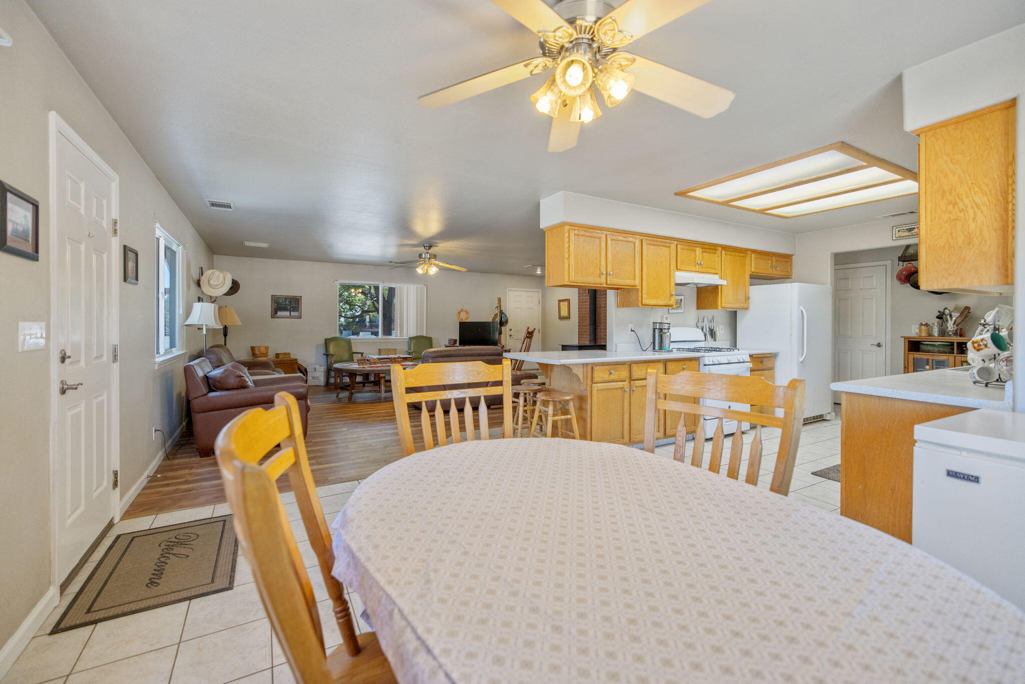 24246 Rd 168, Tulare, CA 93274