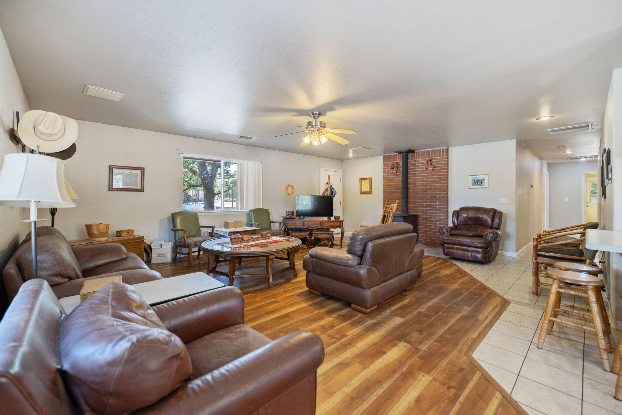24246 Rd 168, Tulare, CA 93274