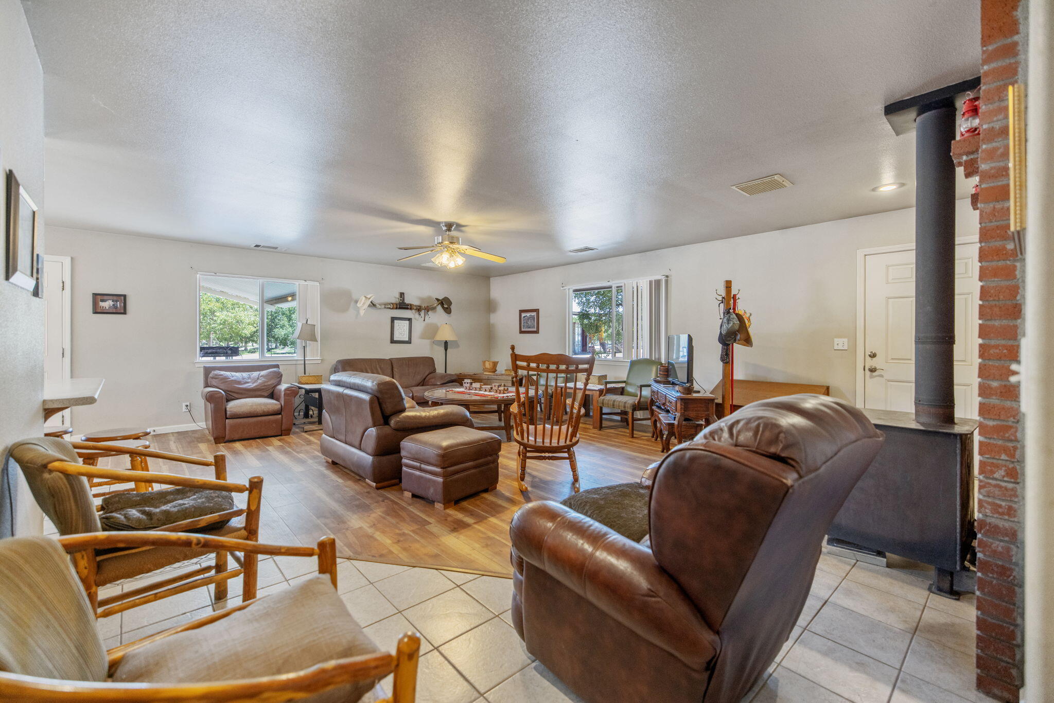 24246 Rd 168, Tulare, CA 93274