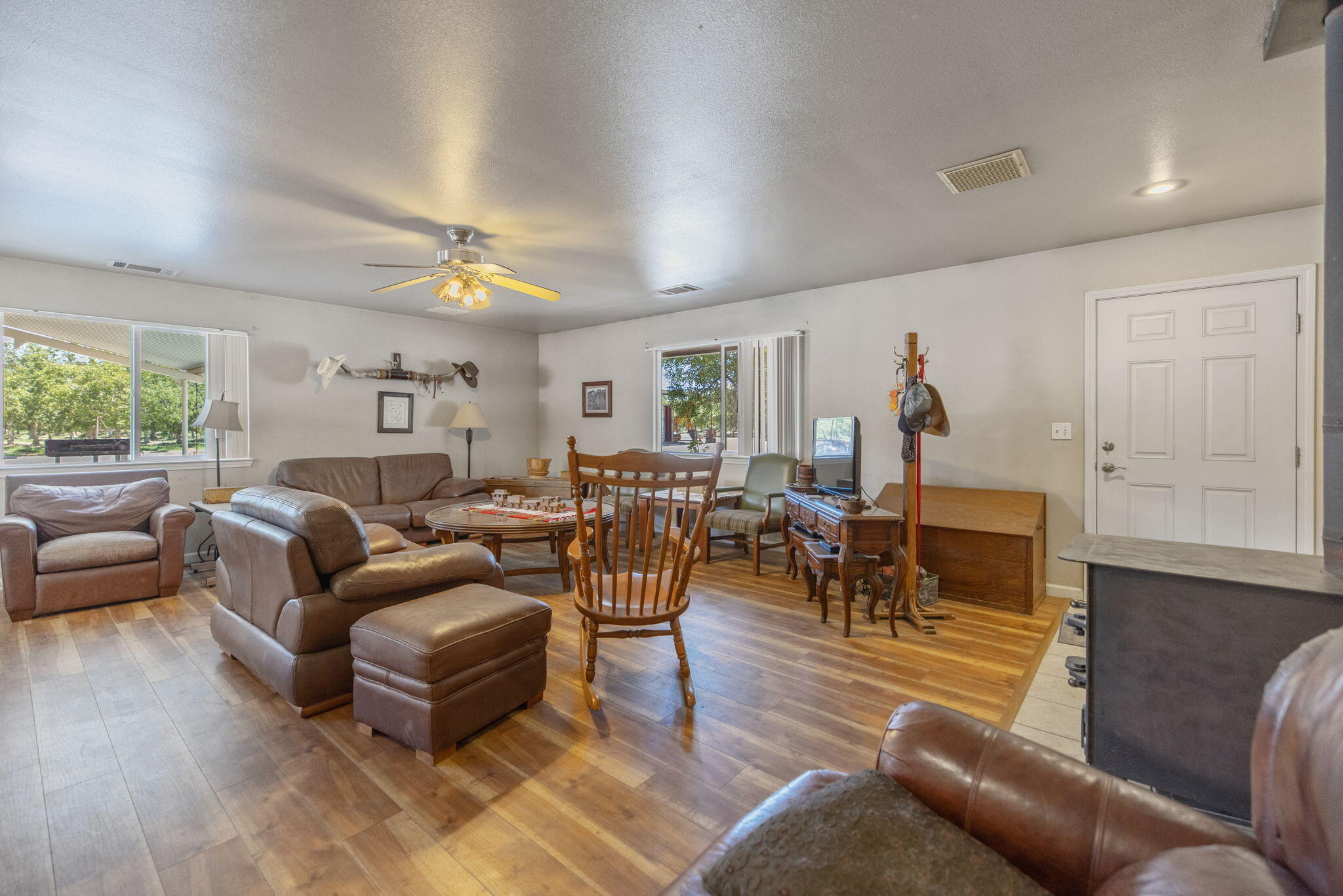 24246 Rd 168, Tulare, CA 93274