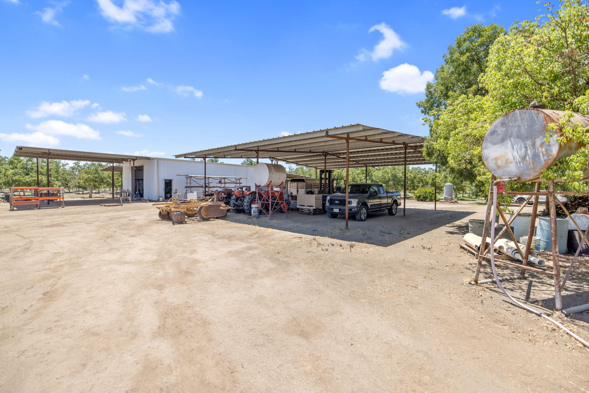 24246 Rd 168, Tulare, CA 93274