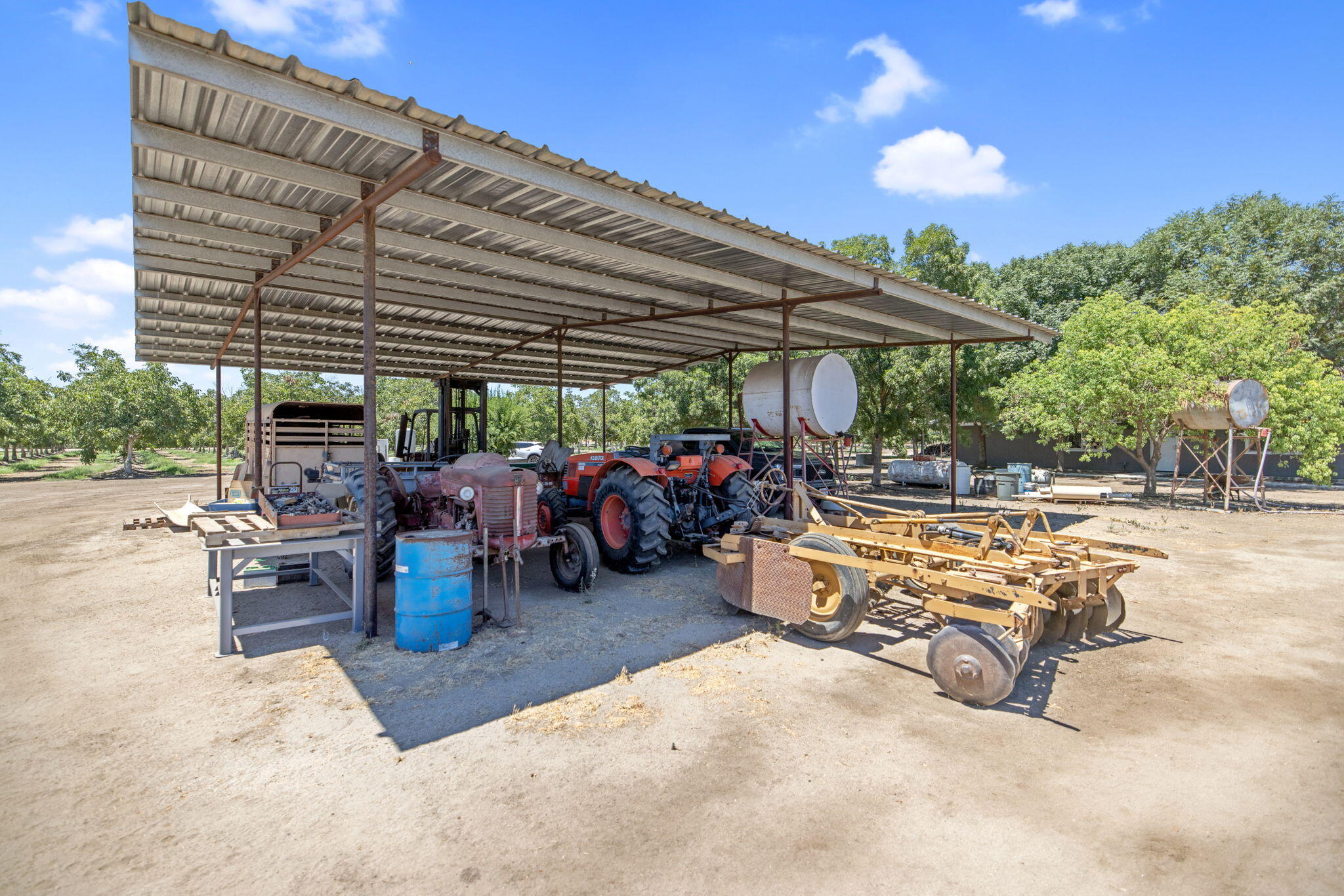 24246 Rd 168, Tulare, CA 93274