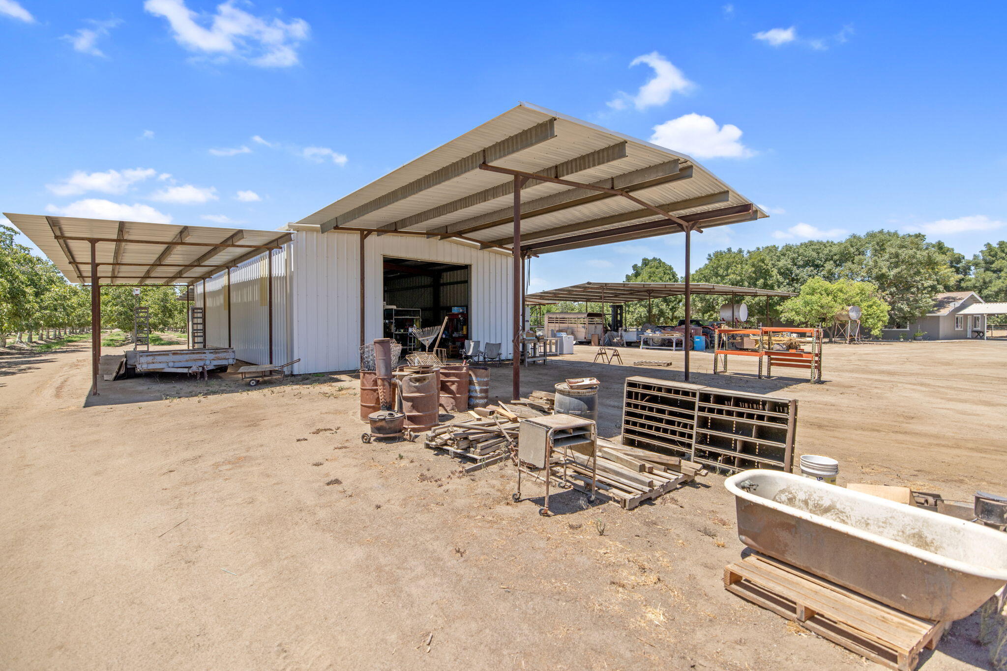 24246 Rd 168, Tulare, CA 93274