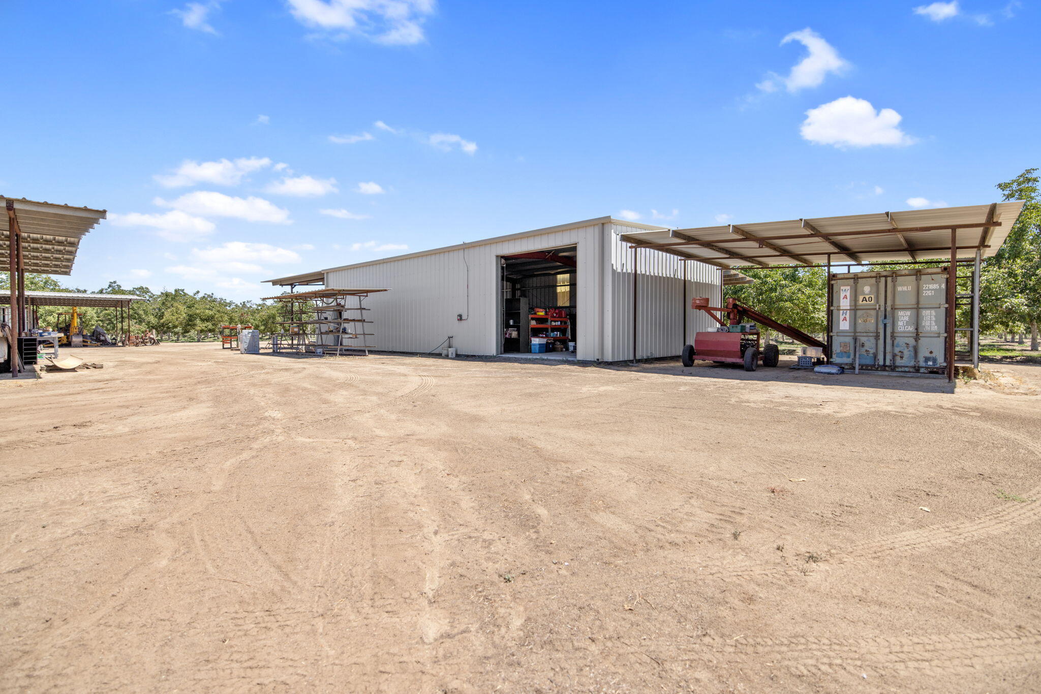 24246 Rd 168, Tulare, CA 93274