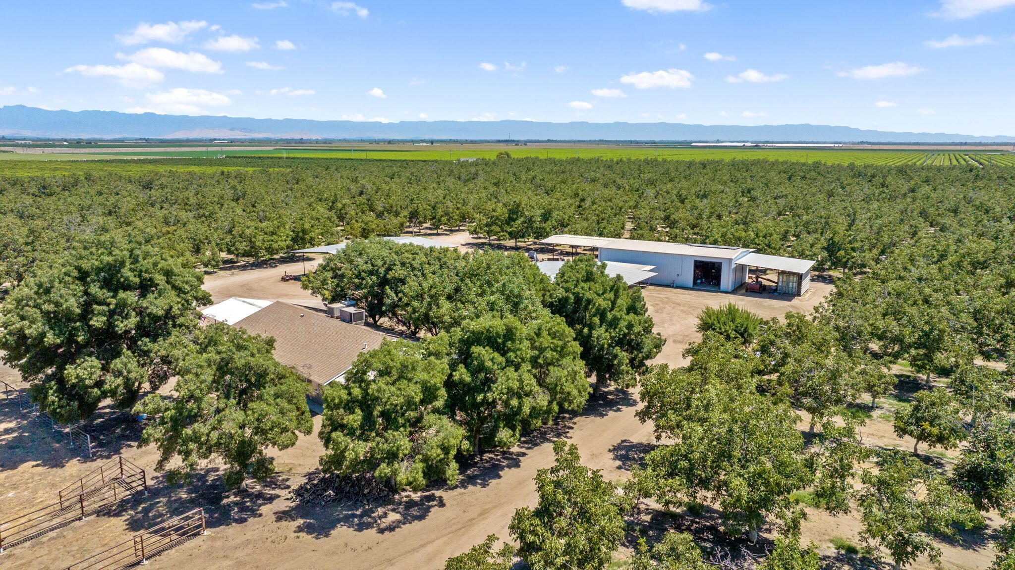 24246 Rd 168, Tulare, CA 93274