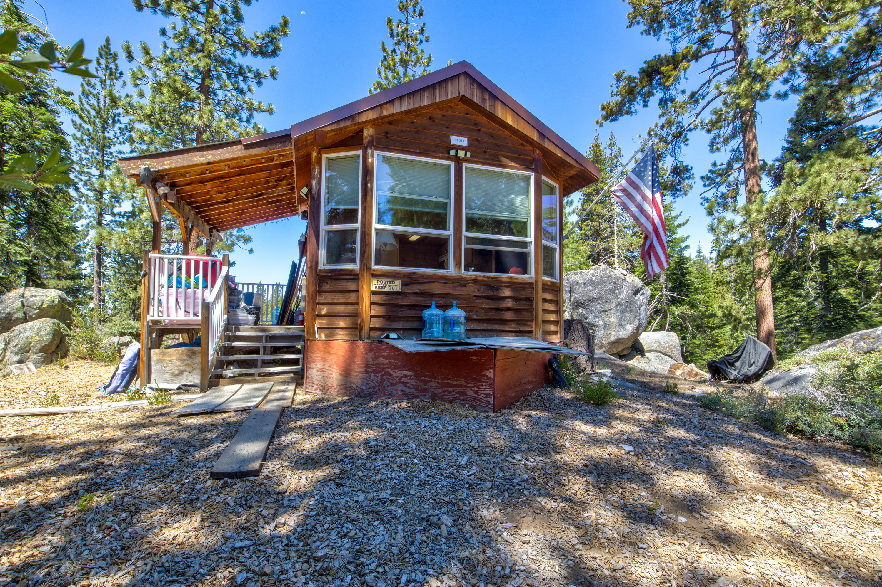 61011 Cedar Crest Ln, Lakeshore, CA 93634