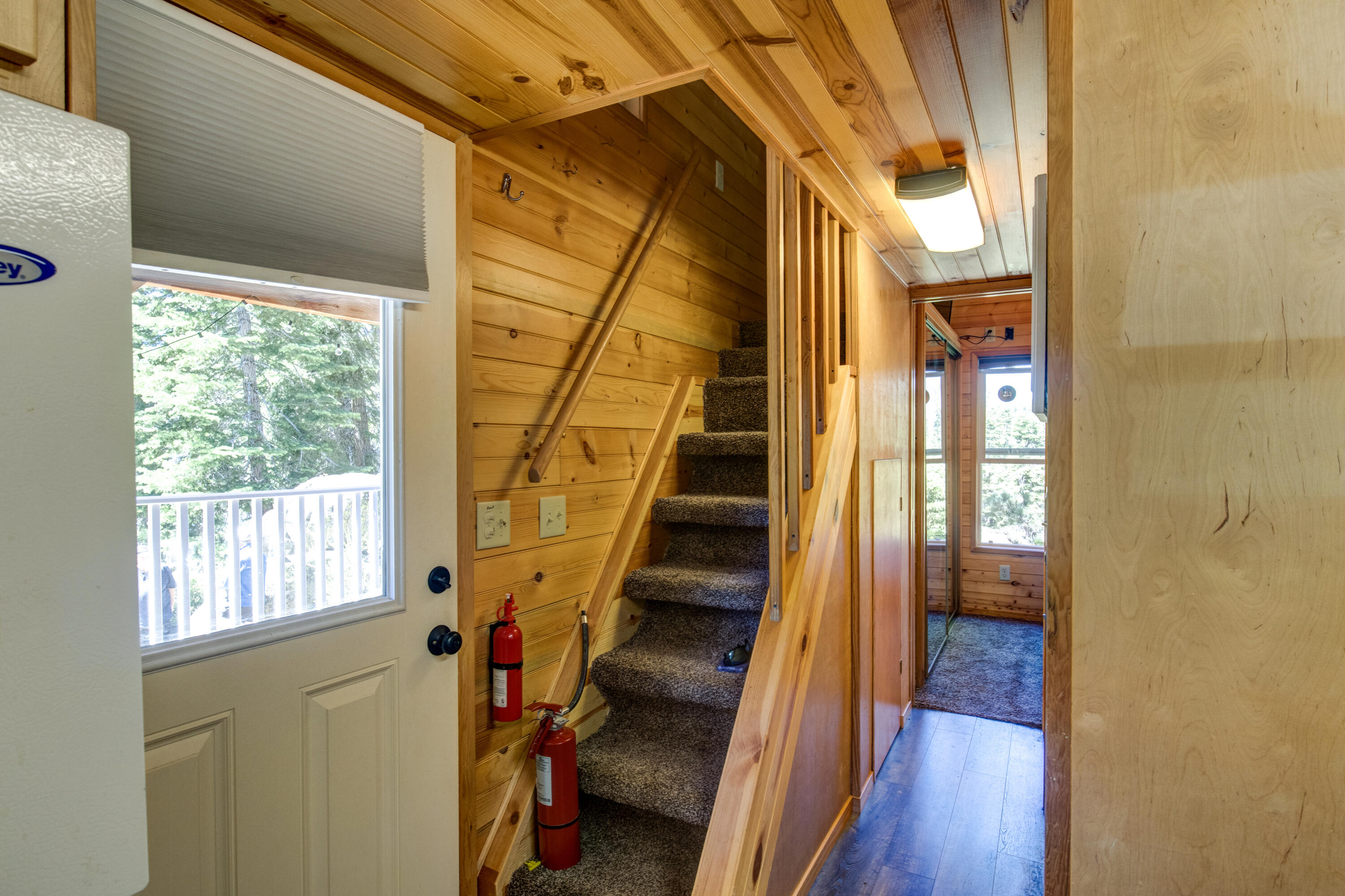 61011 Cedar Crest Ln, Lakeshore, CA 93634