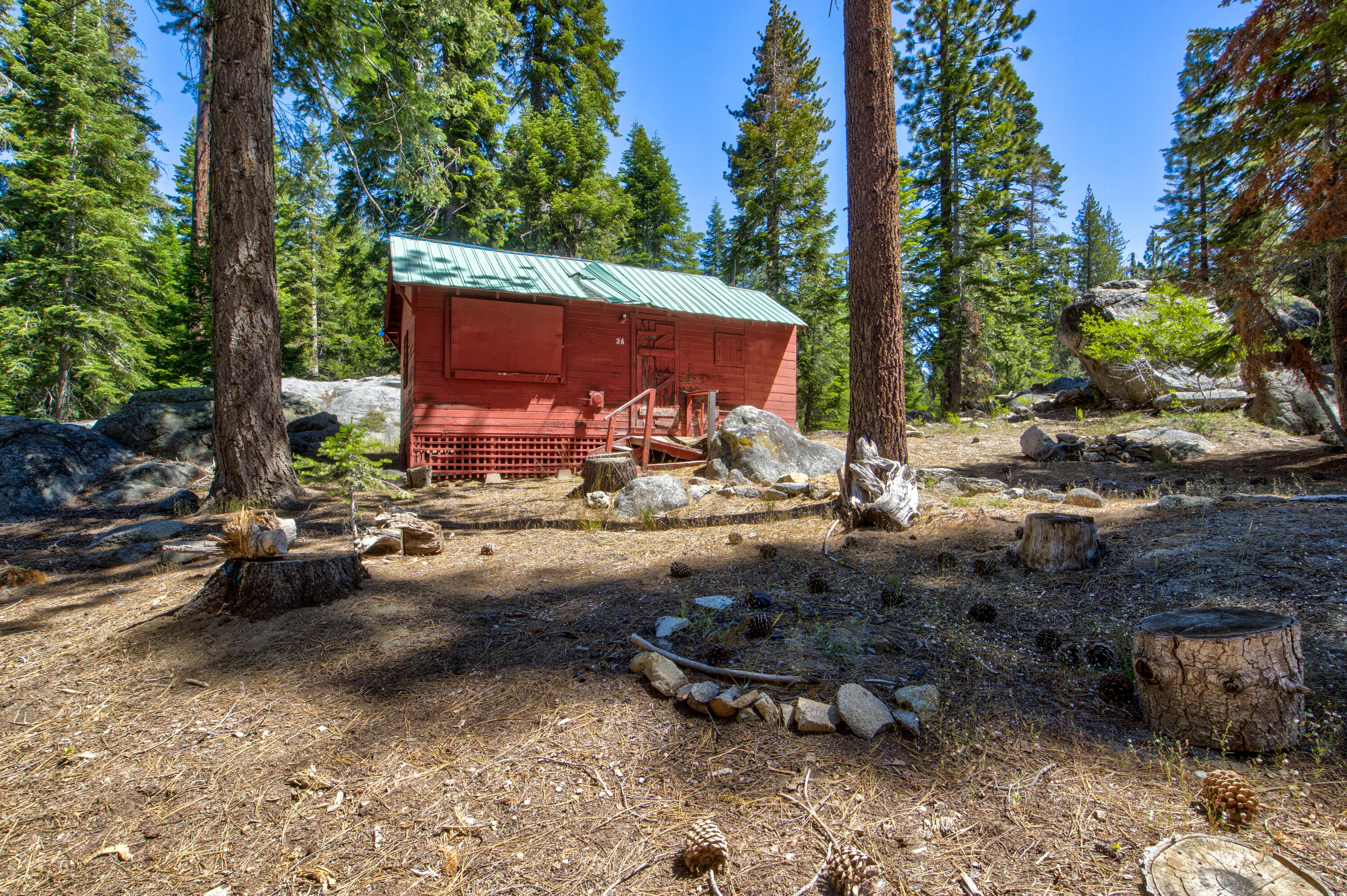 61011 Cedar Crest Ln, Lakeshore, CA 93634