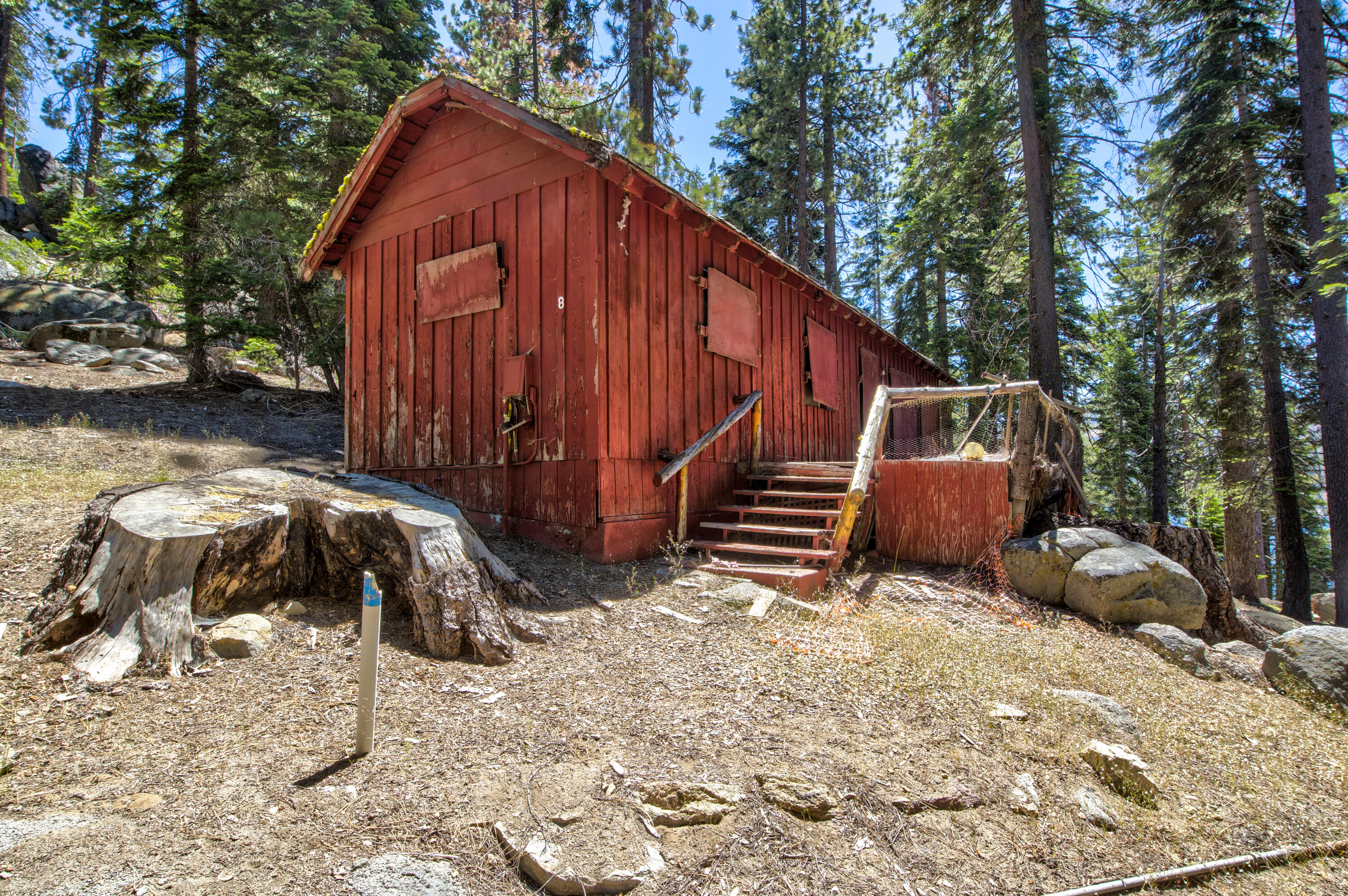 61011 Cedar Crest Ln, Lakeshore, CA 93634