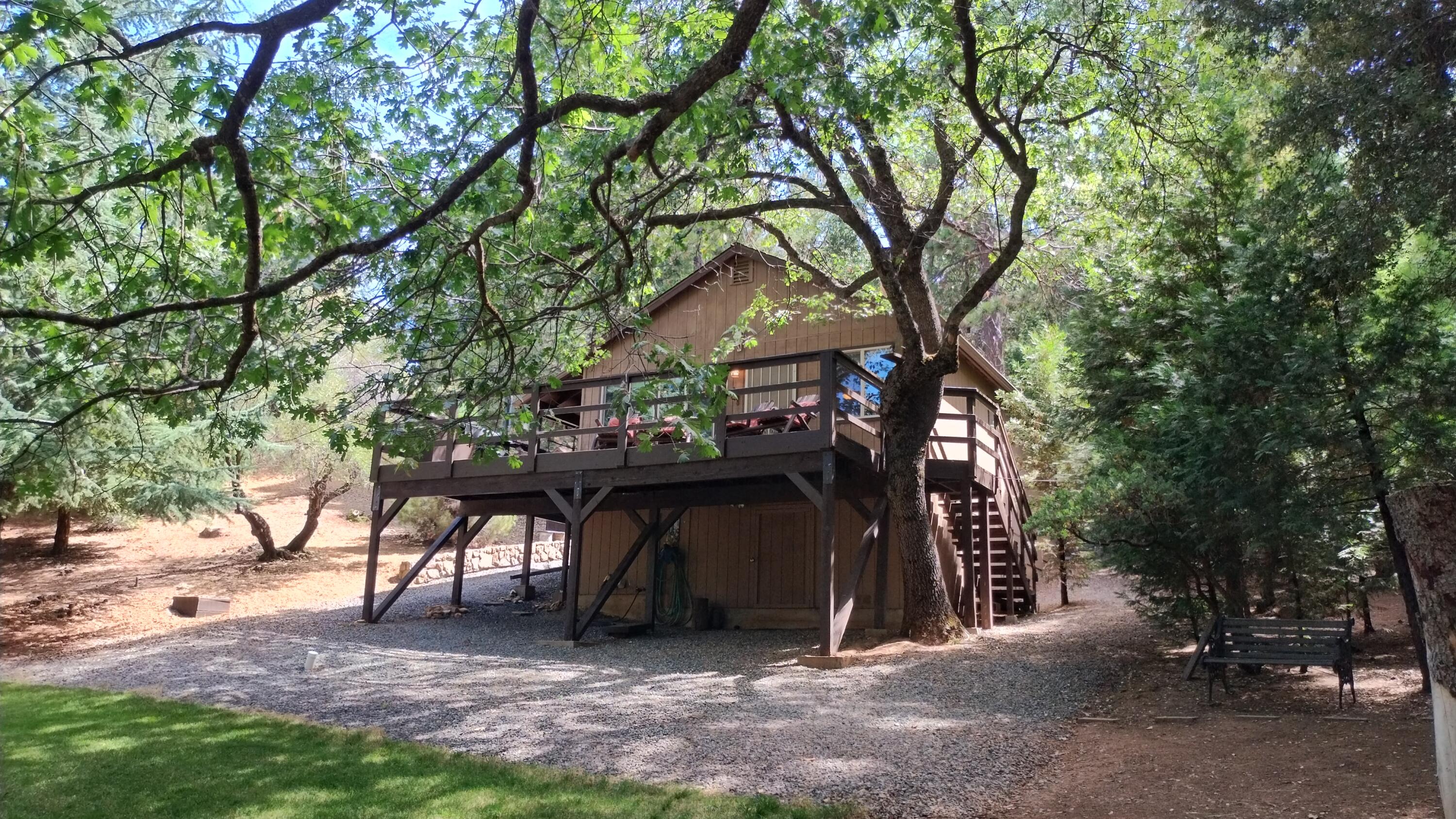 1271 Wy Ct, Camp Nelson, CA 93265