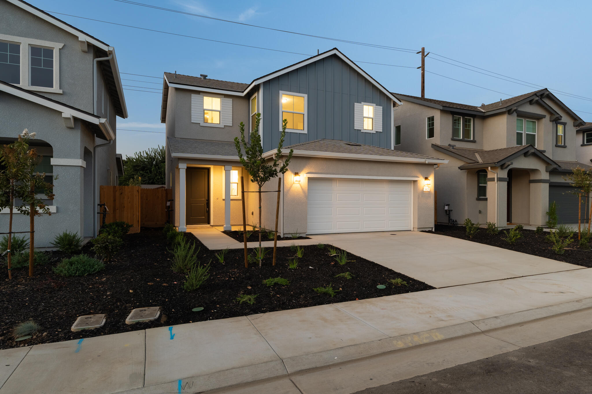 1425 W Payson Ave, Visalia, CA 93291