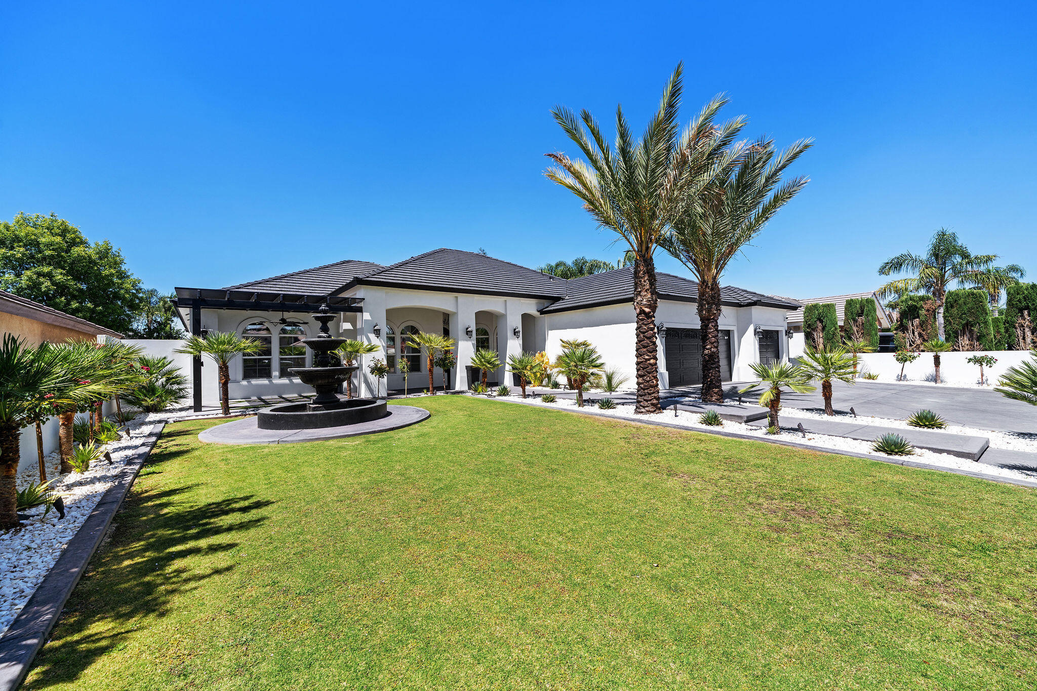 4412 Cimarron Ridge Dr, Bakersfield, CA 93313