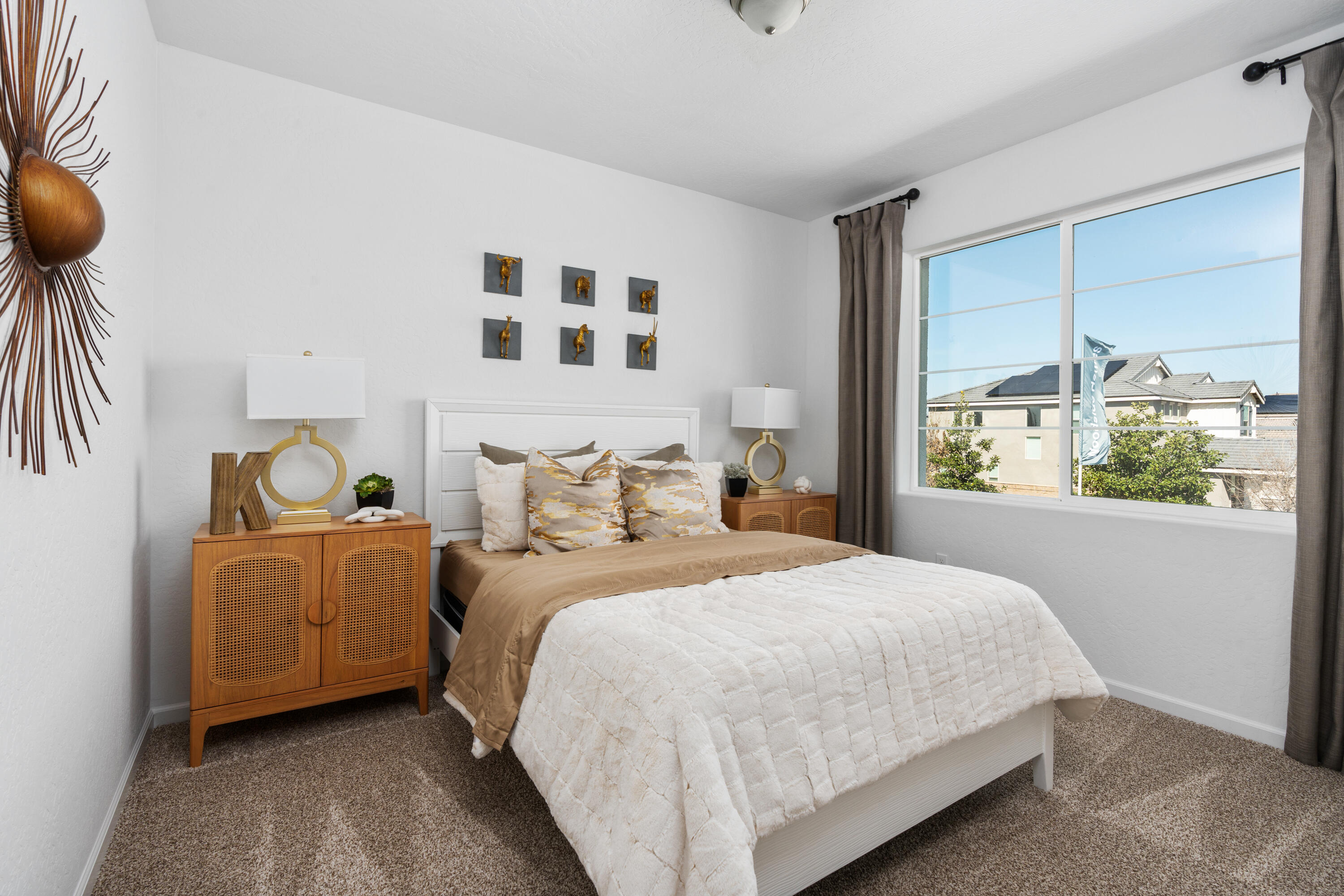3028 N Hickory Ave, Visalia, CA 93291