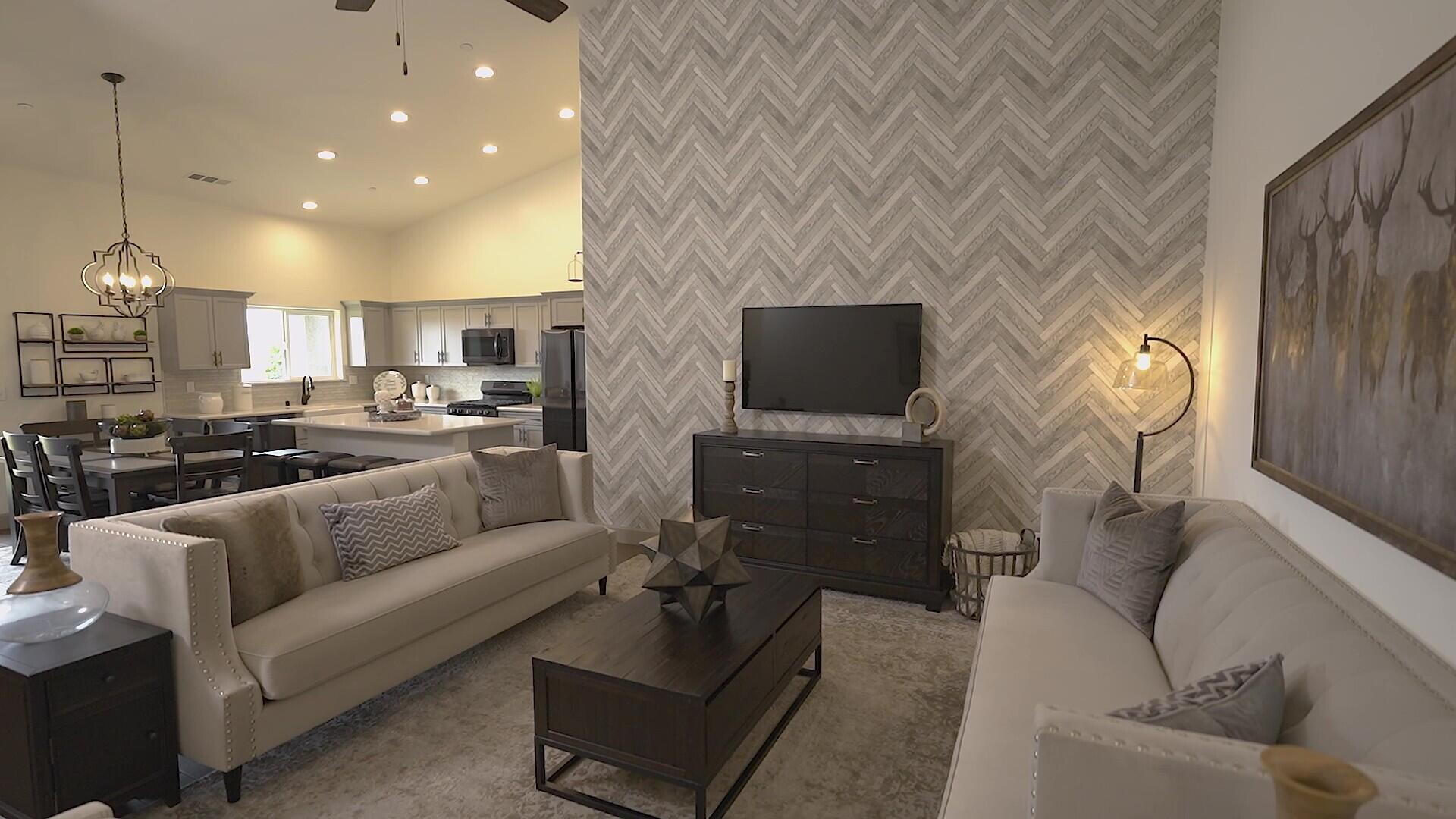 415 W Joan Ave, Porterville, CA 93257