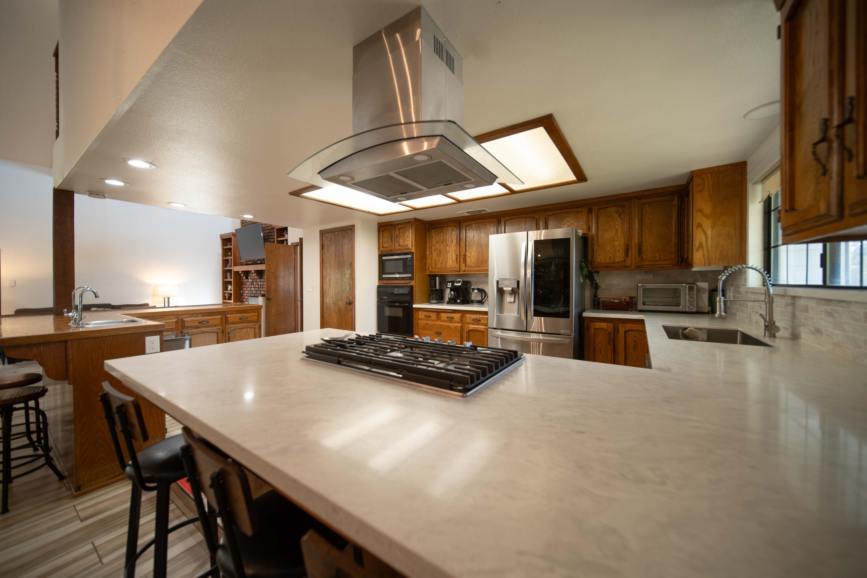453 Timmy Ave, Clovis, CA 93612