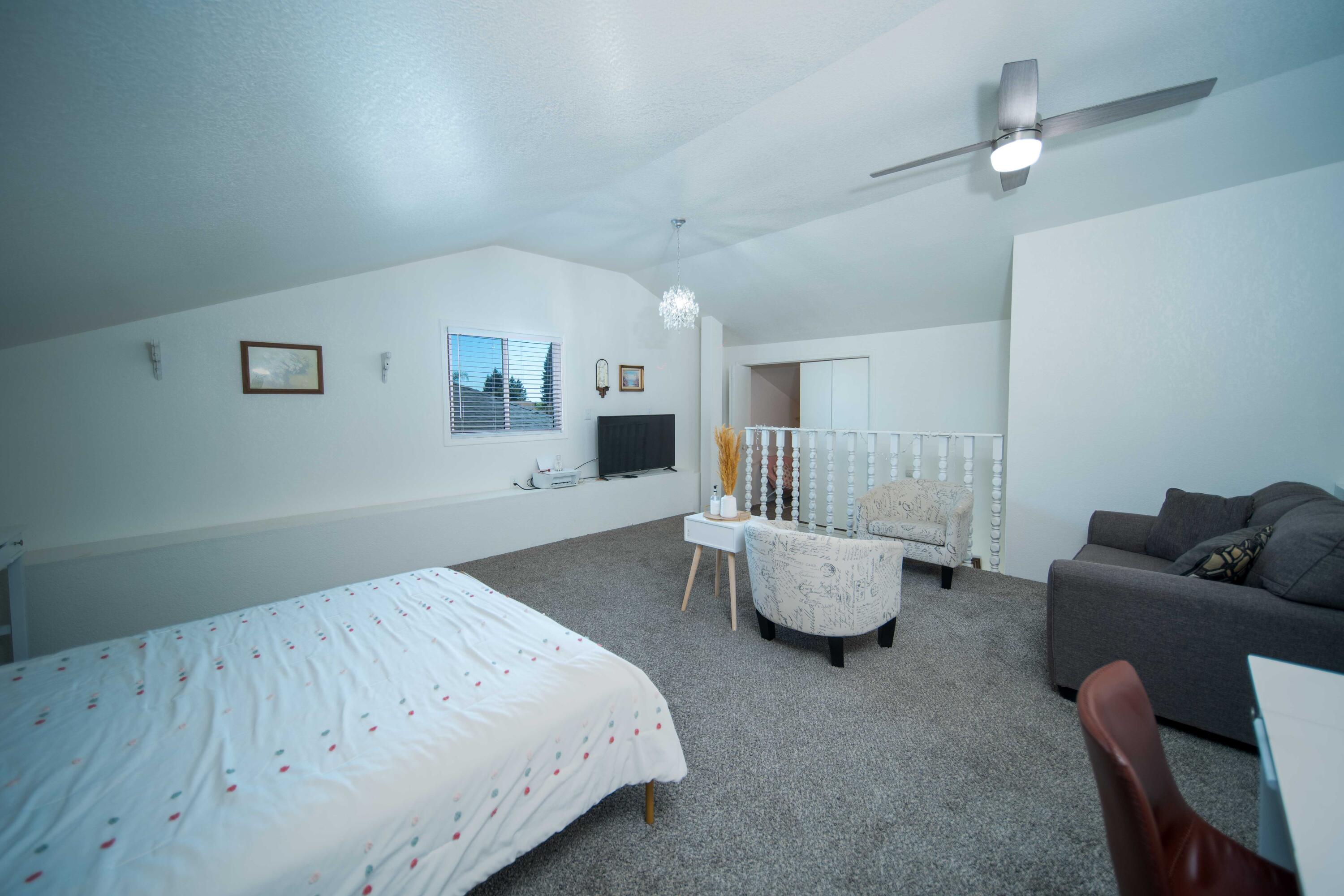 453 Timmy Ave, Clovis, CA 93612
